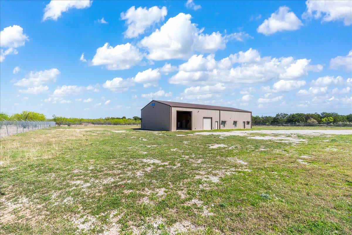 300 County Road 407, Spicewood, TX 78669