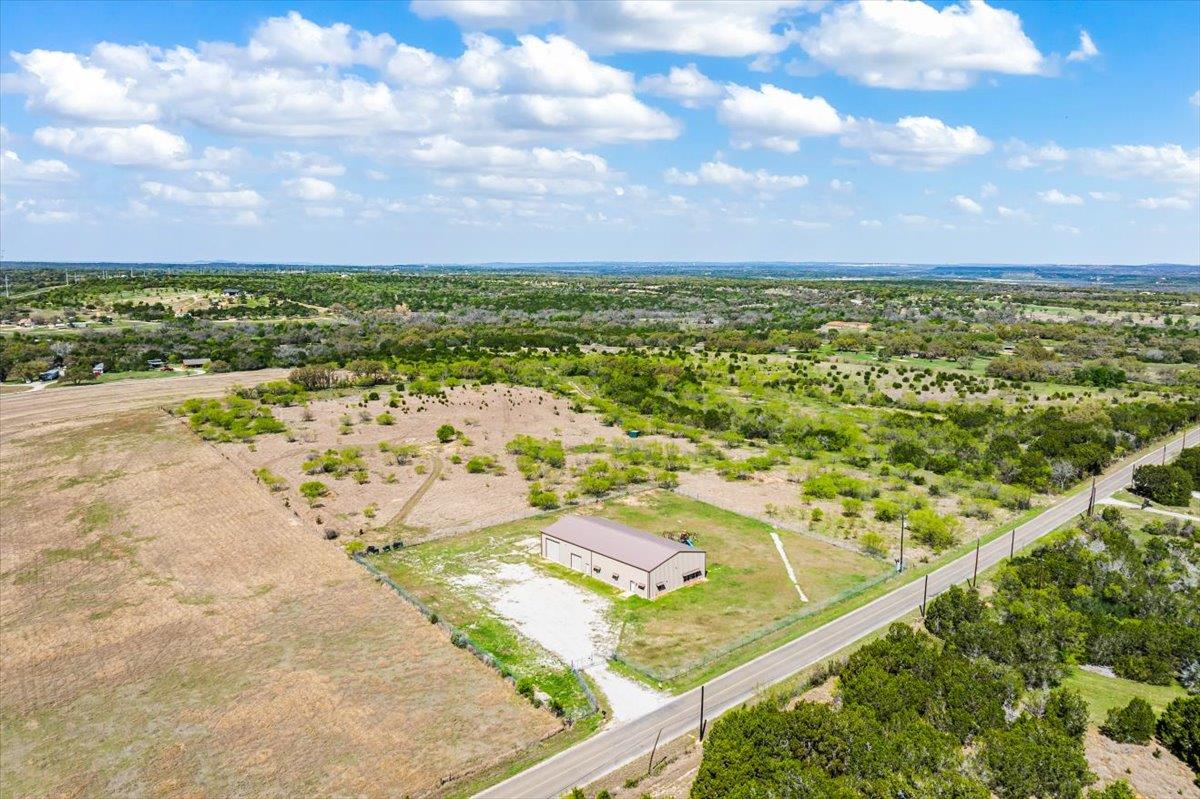 300 County Road 407, Spicewood, TX 78669