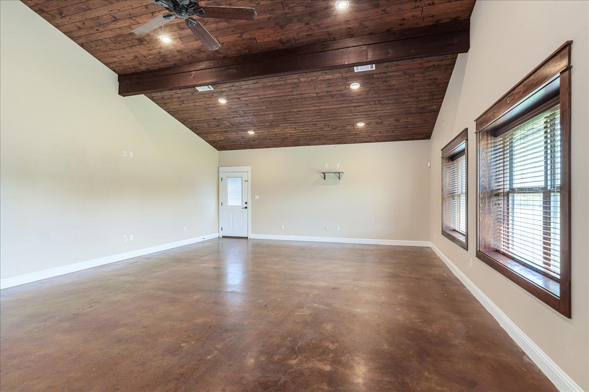 300 County Road 407, Spicewood, TX 78669