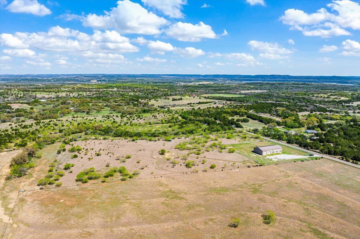 300 County Road 407, Spicewood, TX 78669
