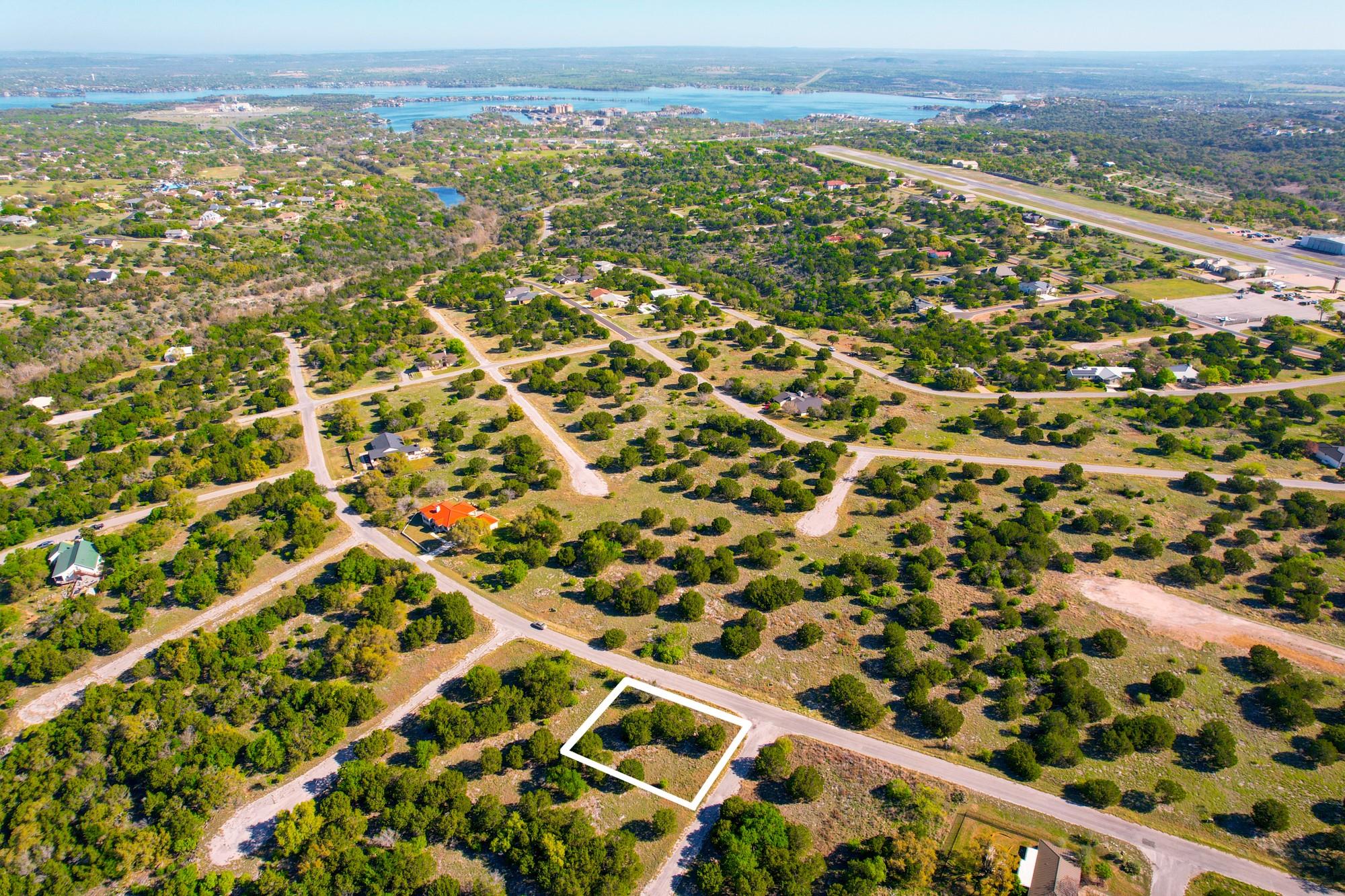 501 Wind Swept/Panorama Rd, Horseshoe Bay, TX 78657