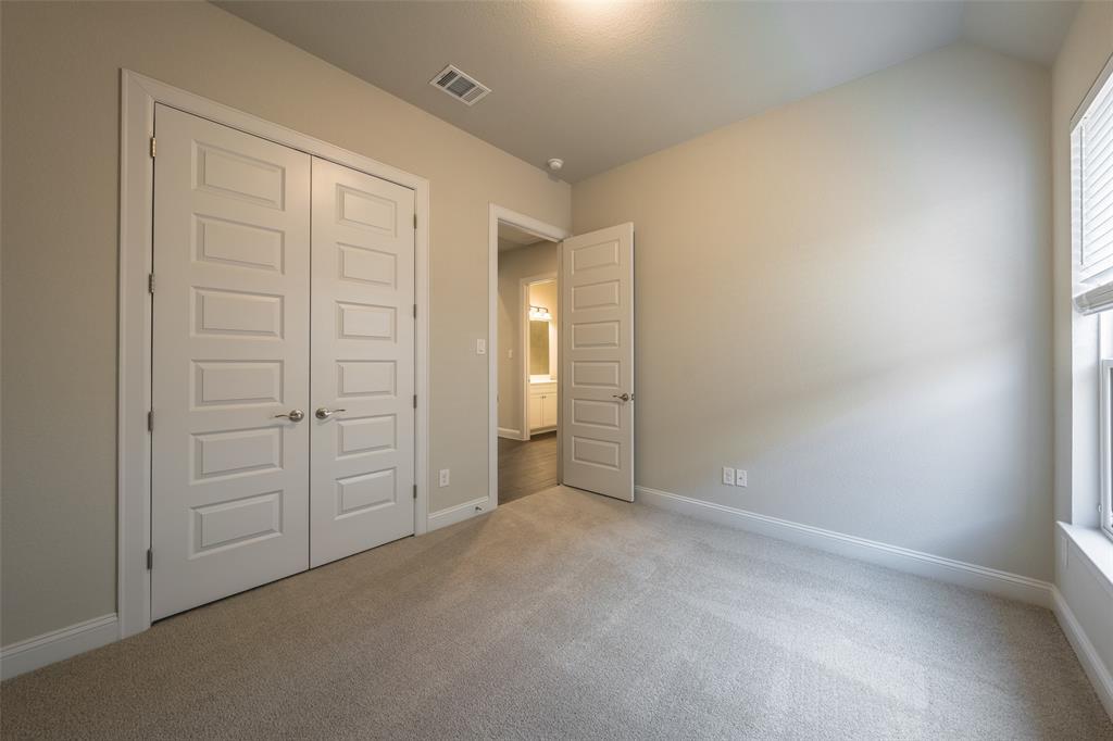 113 Old Trinity Way W, Georgetown, TX 78628