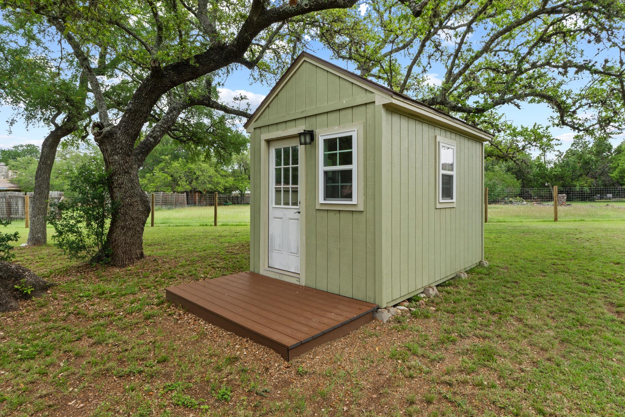 8105 Coyote Rdg, Austin, TX 78737