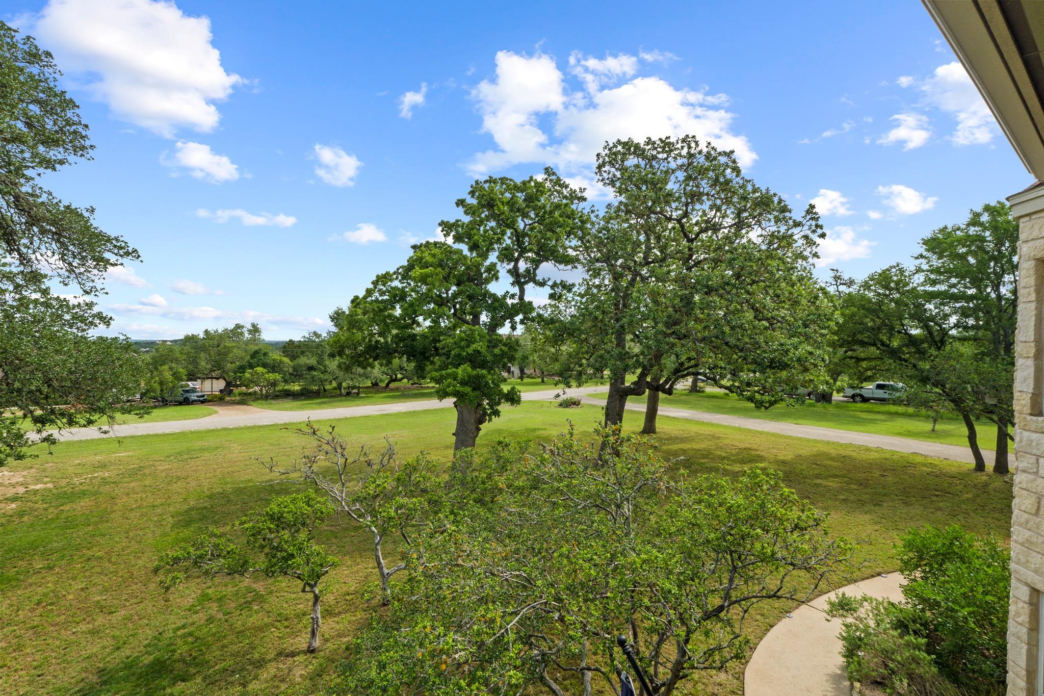 8105 Coyote Rdg, Austin, TX 78737