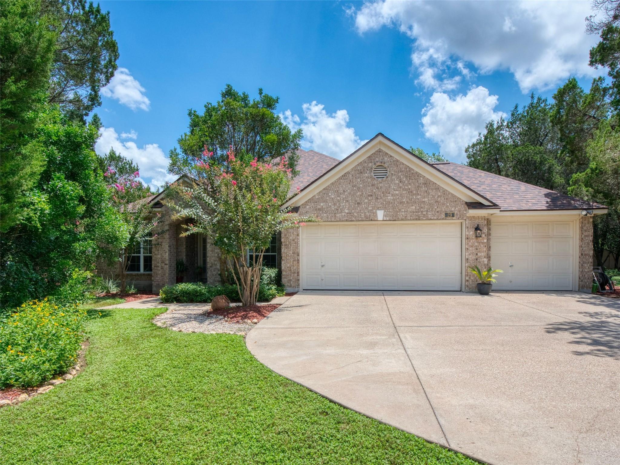 29 Horseshoe Trl, New Braunfels, TX 78132