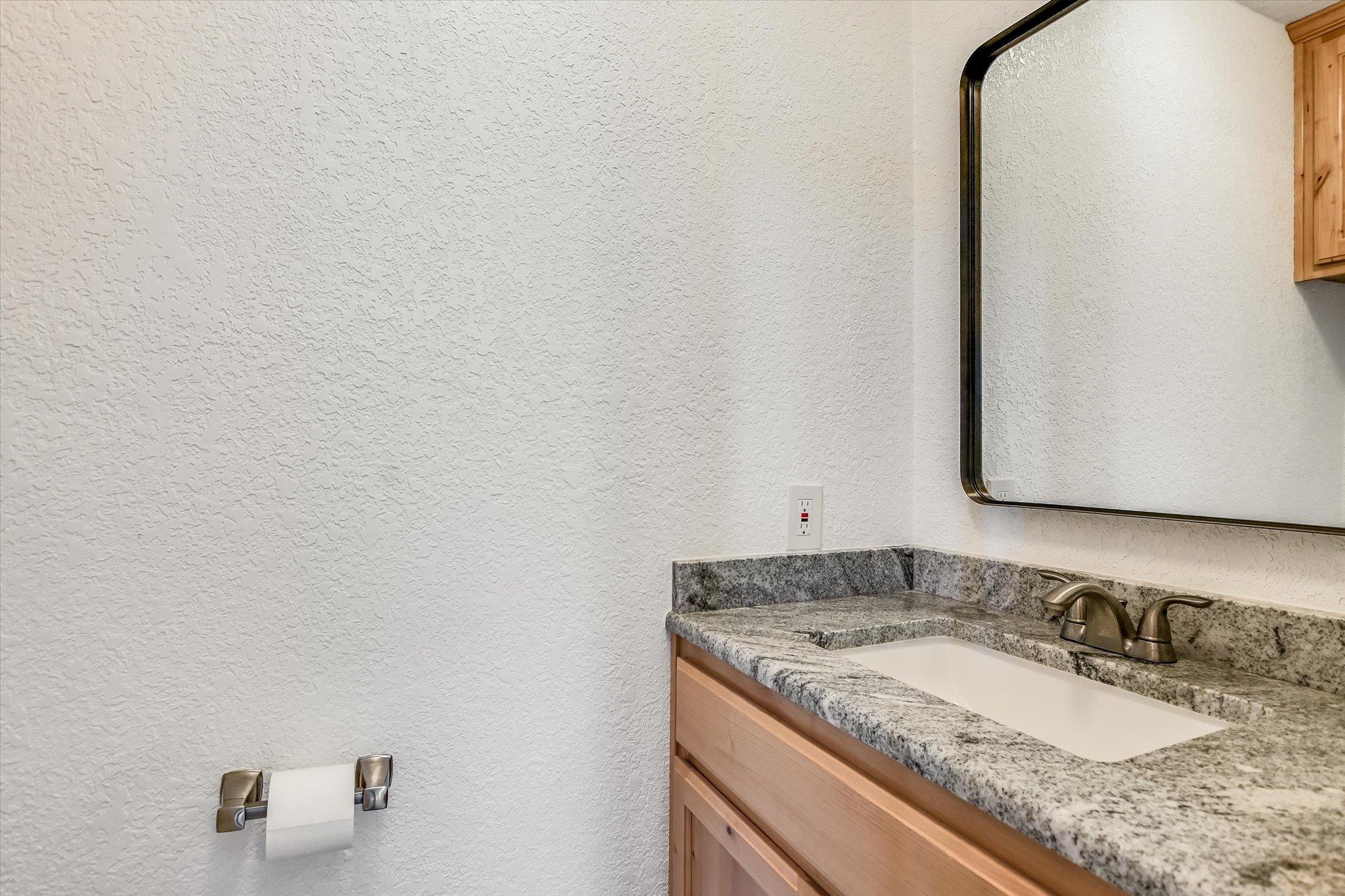 20220 Doe Run, Lago Vista, TX 78645