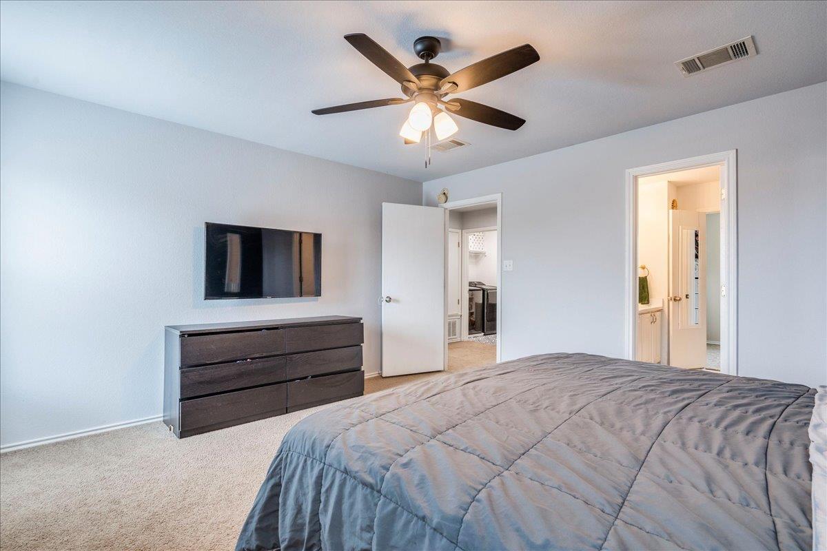 148 Buttercup Way, Kyle, TX 78640