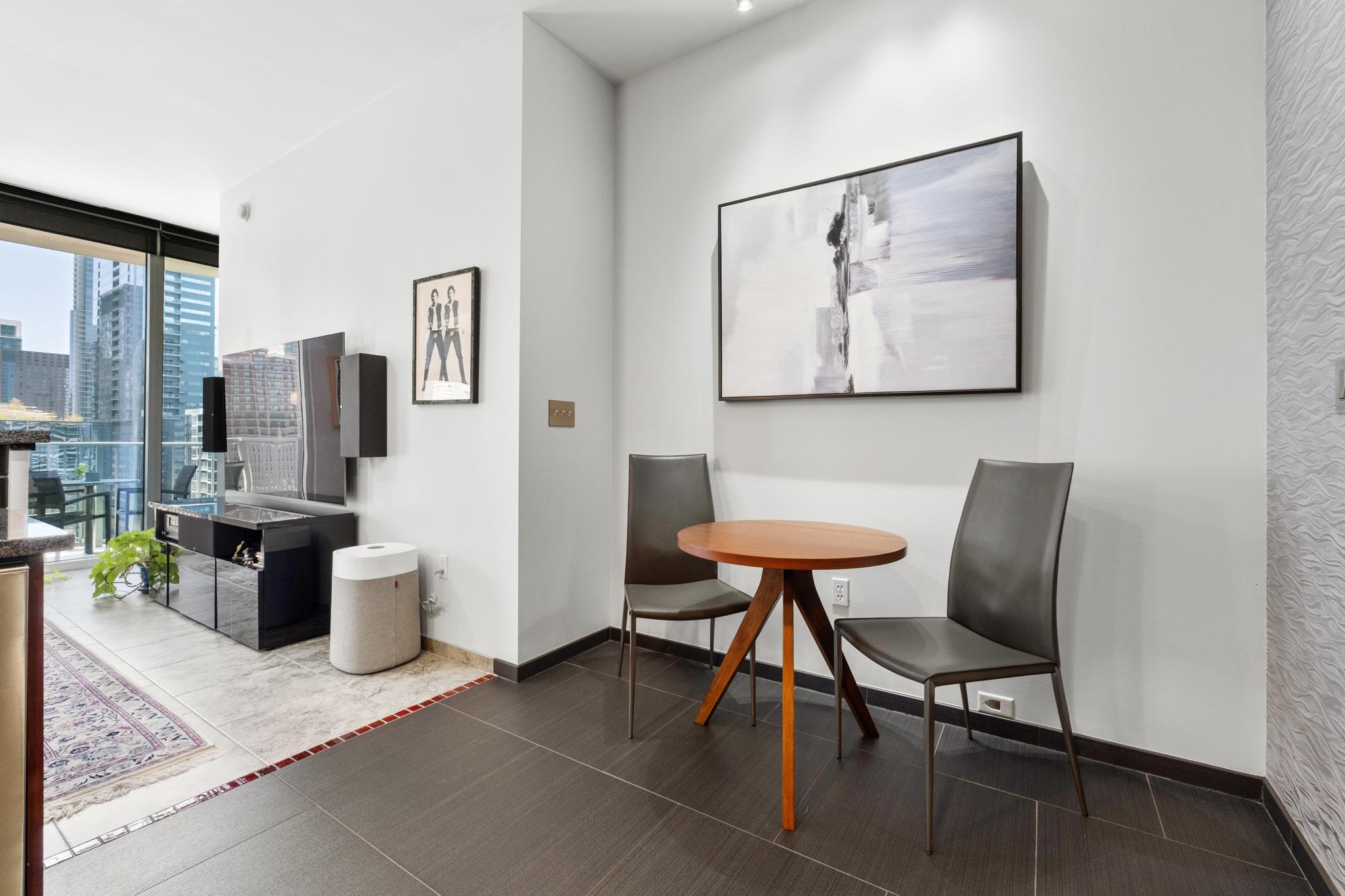 360 Nueces St # 1707, Austin, TX 78701