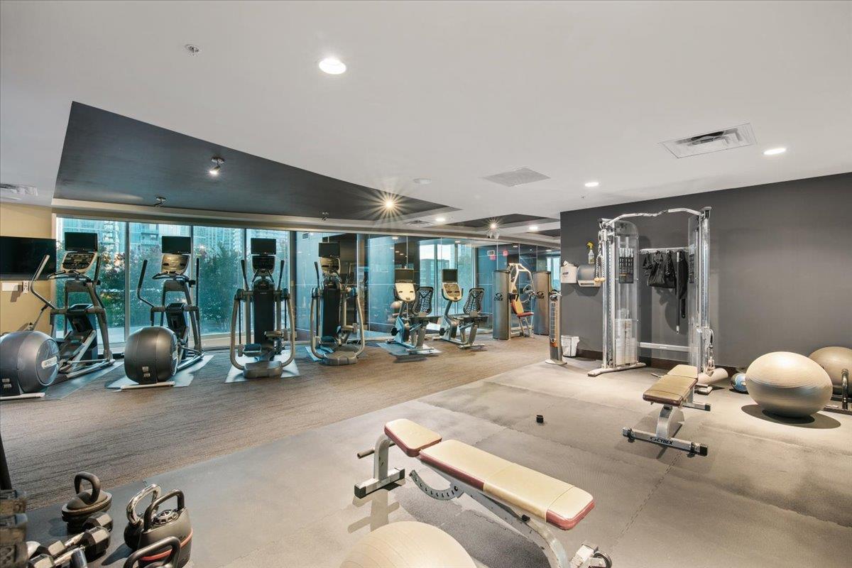 360 Nueces St # 1707, Austin, TX 78701