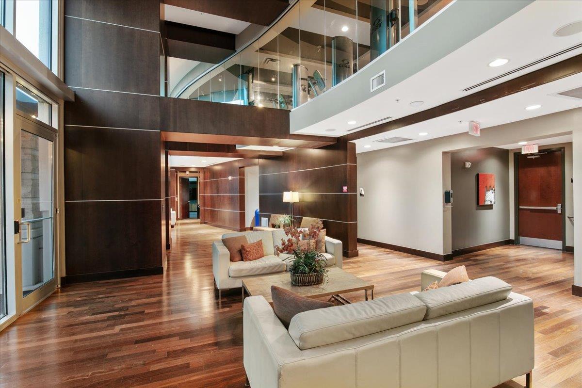 360 Nueces St # 1707, Austin, TX 78701