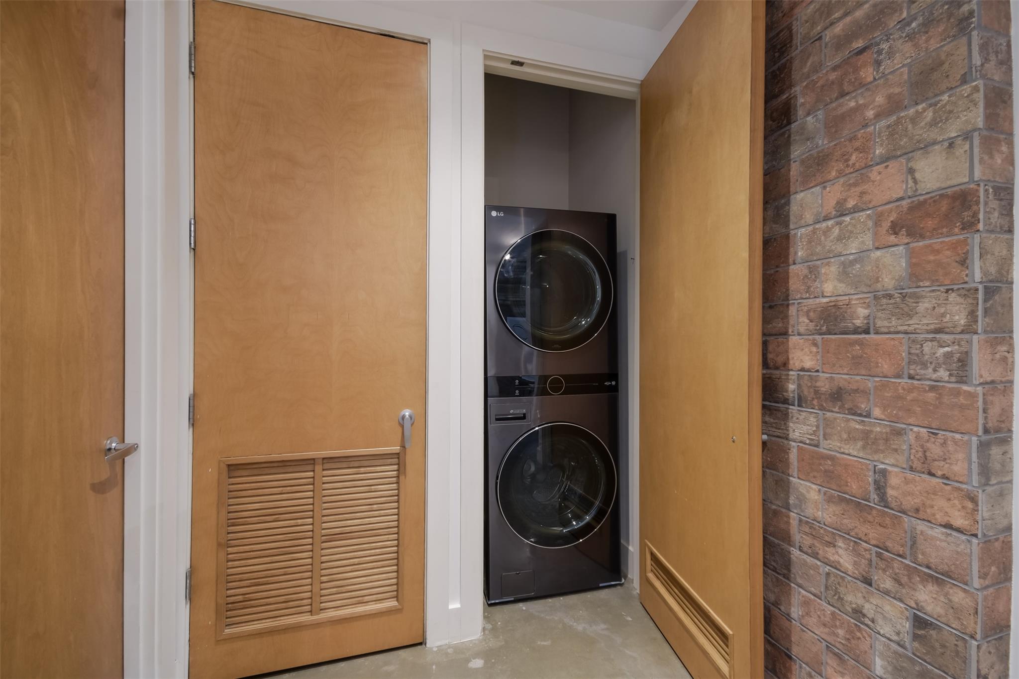 800 W 5th St # 609, Austin, TX 78703