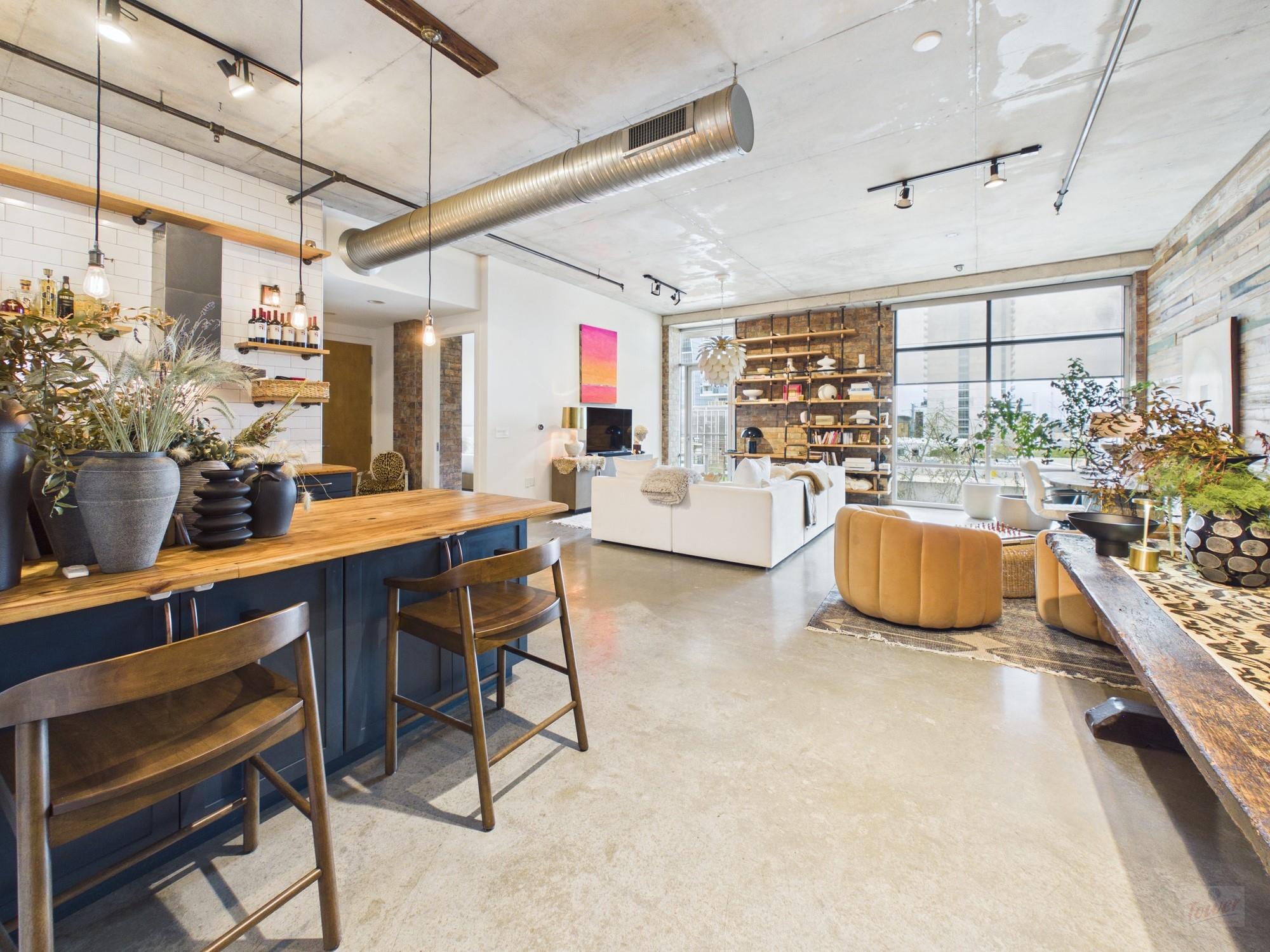 800 W 5th St # 609, Austin, TX 78703