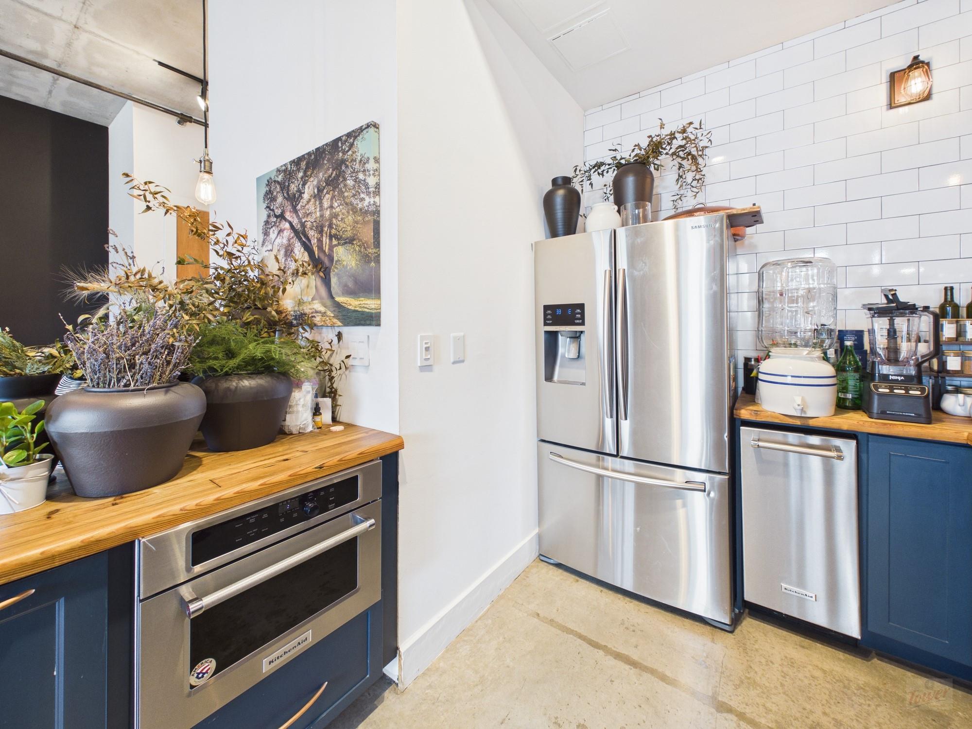 800 W 5th St # 609, Austin, TX 78703