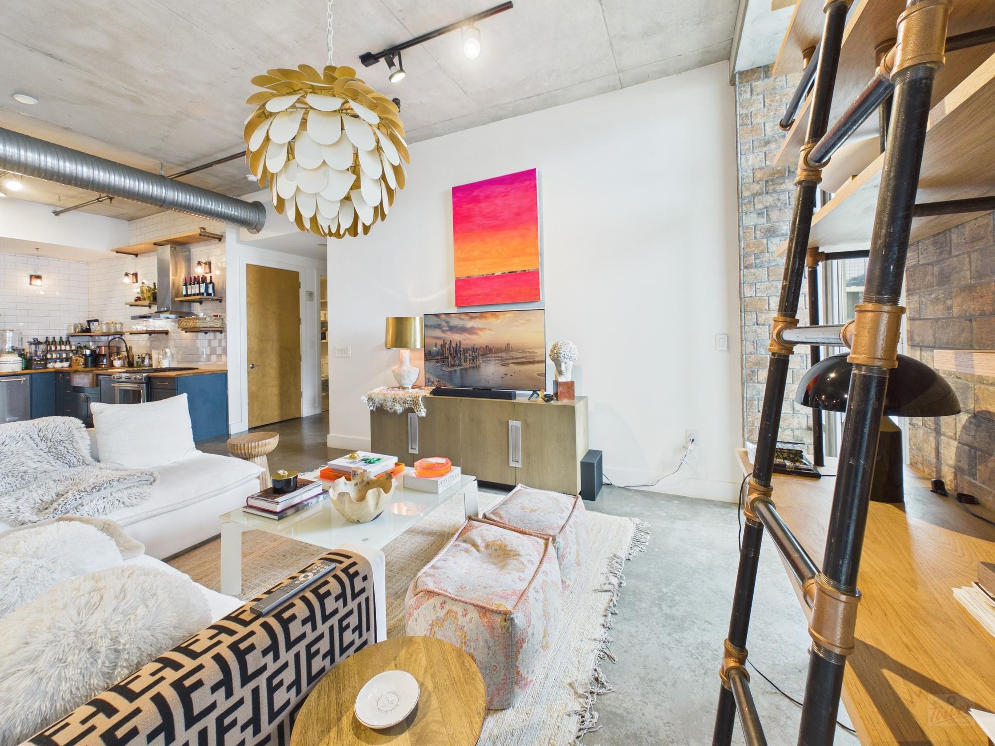 800 W 5th St # 609, Austin, TX 78703