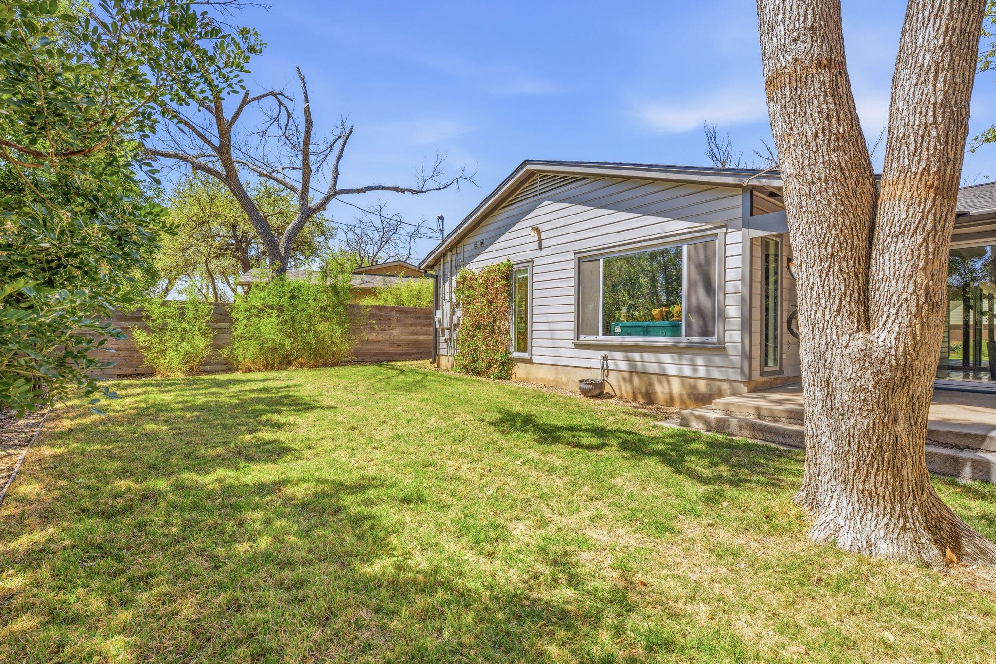 5705 Susie Ct, Austin, TX 78757