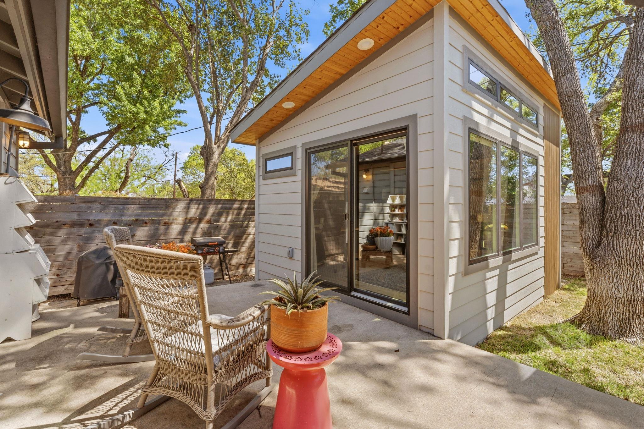 5705 Susie Ct, Austin, TX 78757