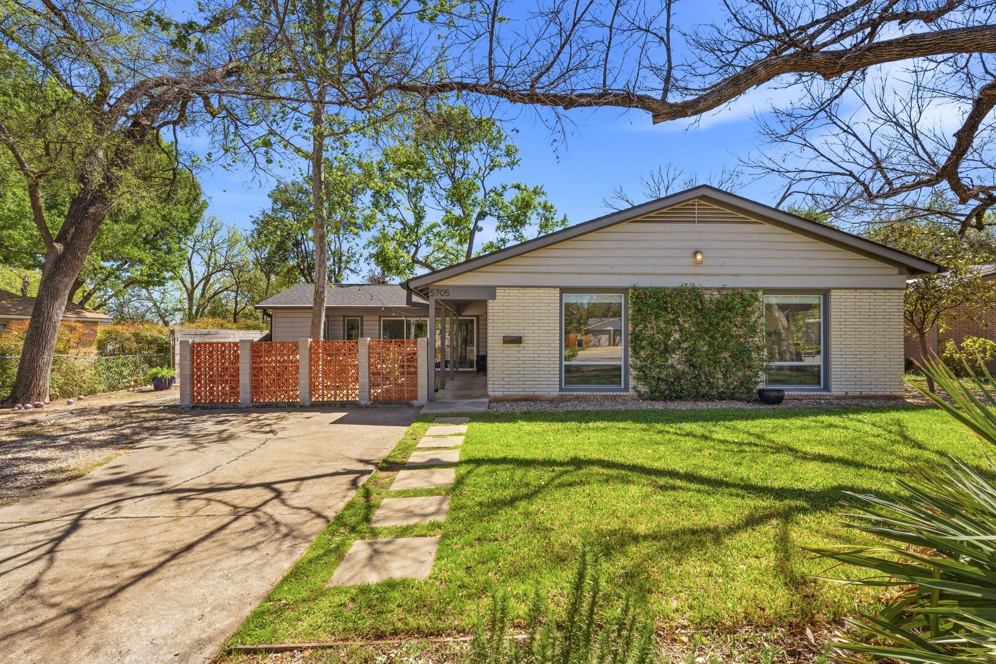 5705 Susie Ct, Austin, TX 78757