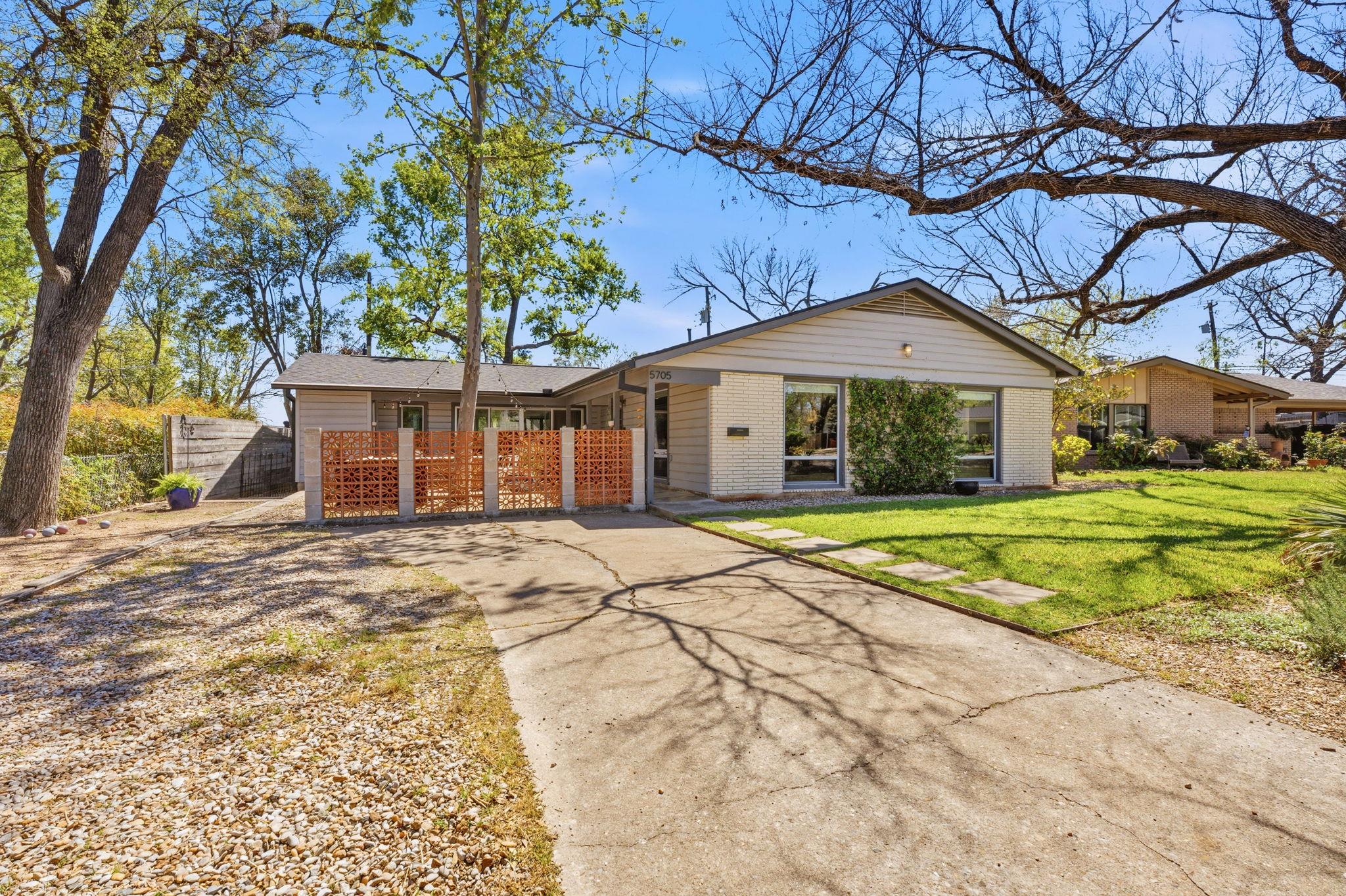 5705 Susie Ct, Austin, TX 78757