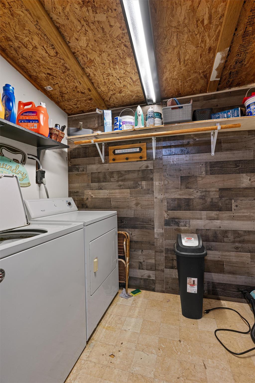 137 Scarlet Oaks Dr, Dale, TX 78616