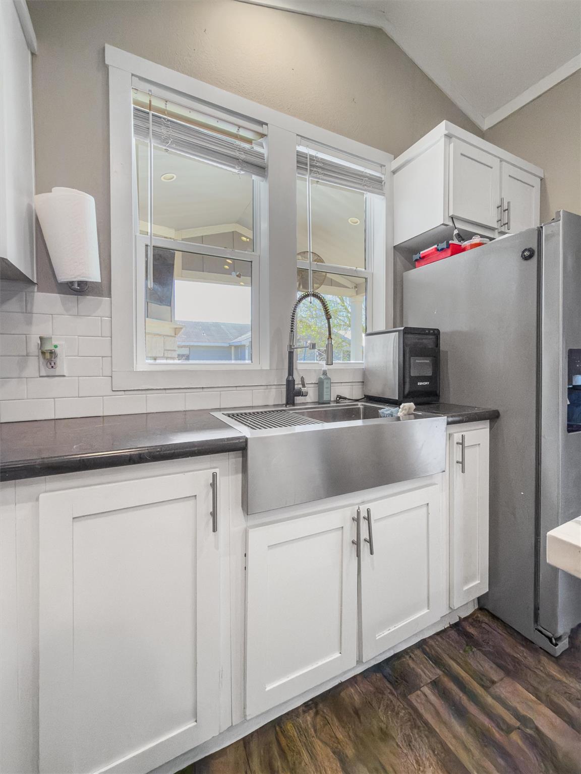 137 Scarlet Oaks Dr, Dale, TX 78616