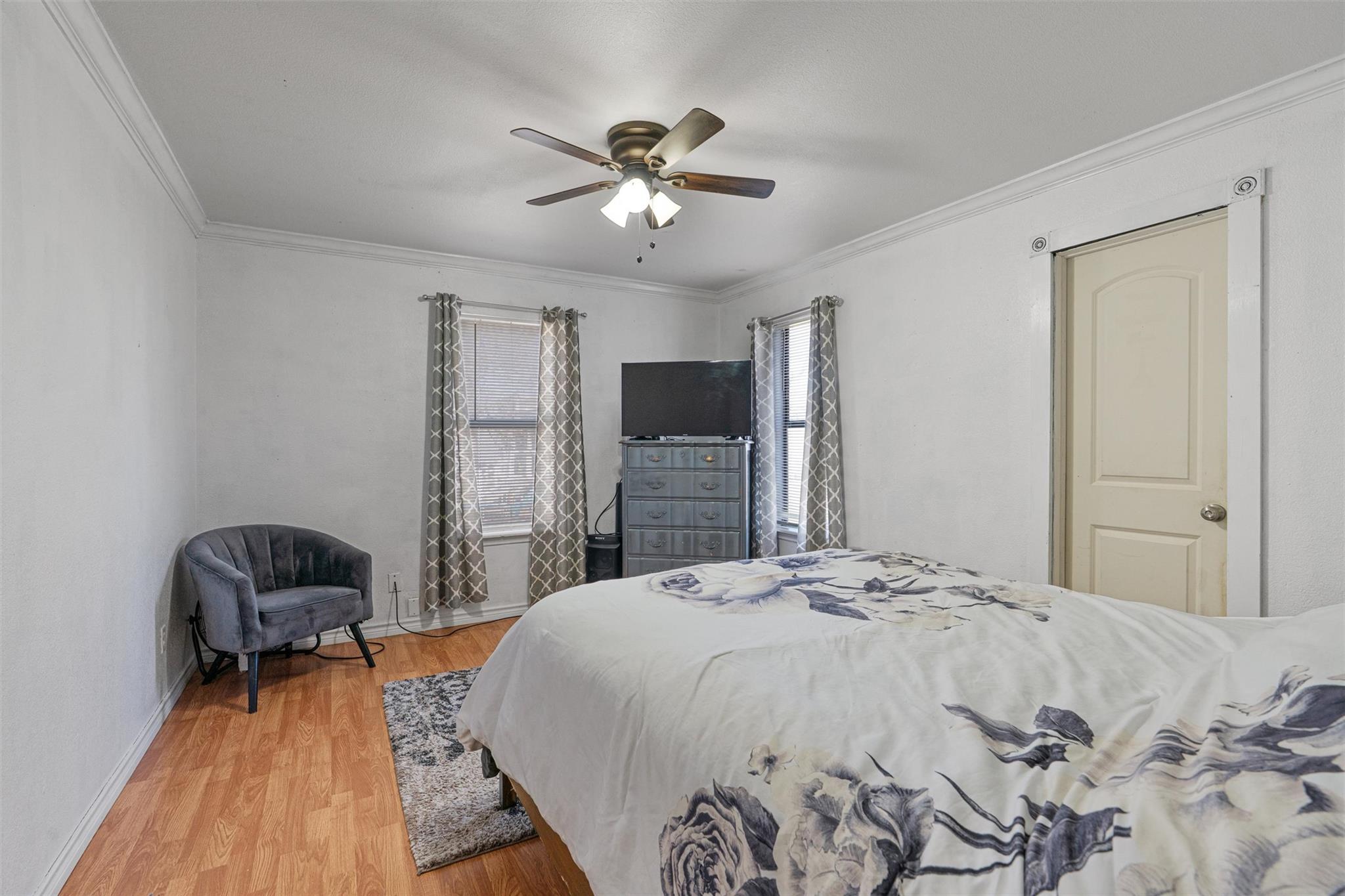 137 Scarlet Oaks Dr, Dale, TX 78616