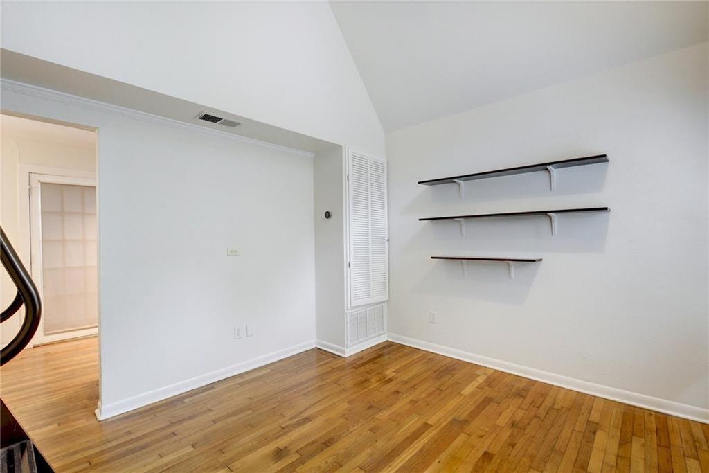 1110 W 22nd St # 13, Austin, TX 78705