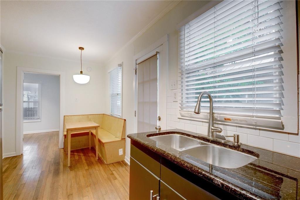 1110 W 22nd St # 13, Austin, TX 78705