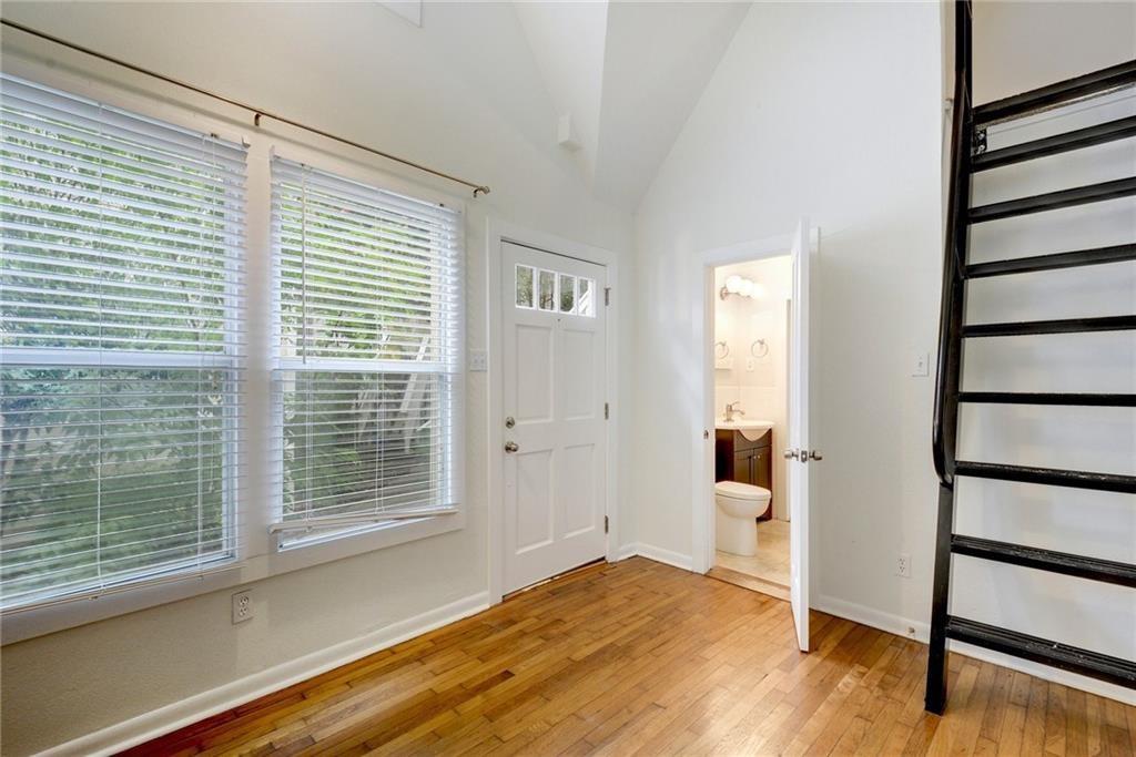 1110 W 22nd St # 13, Austin, TX 78705