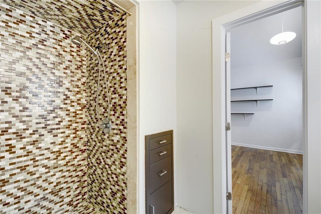 1110 W 22nd St # 13, Austin, TX 78705