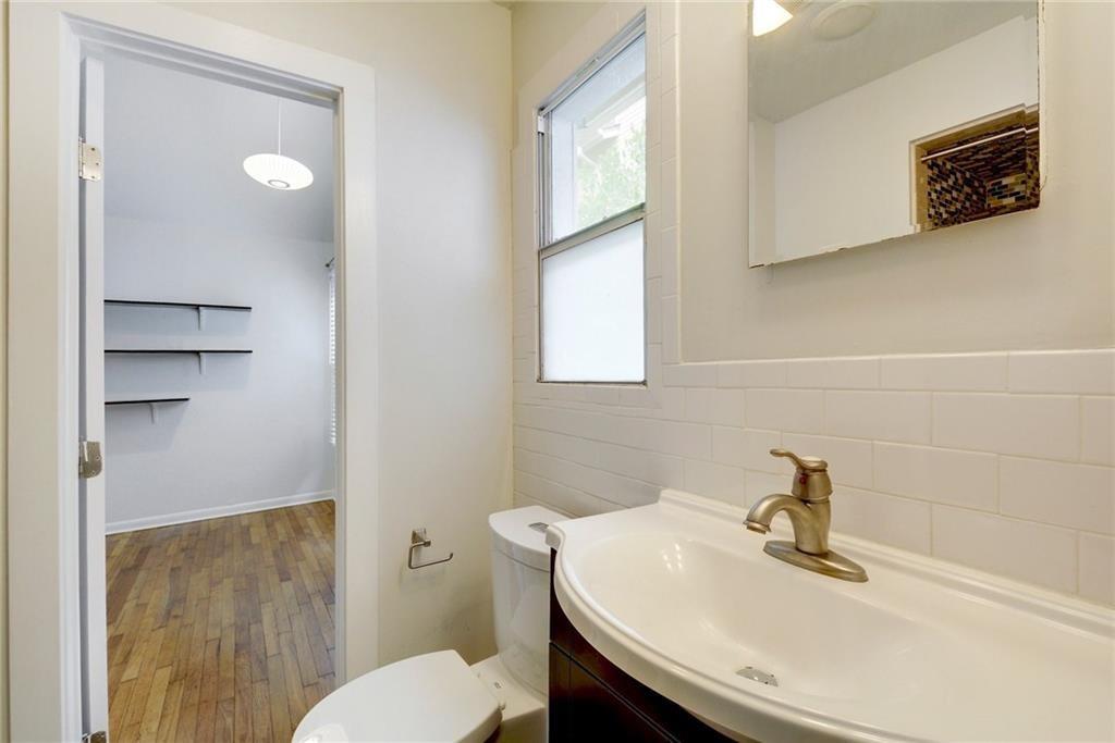 1110 W 22nd St # 13, Austin, TX 78705