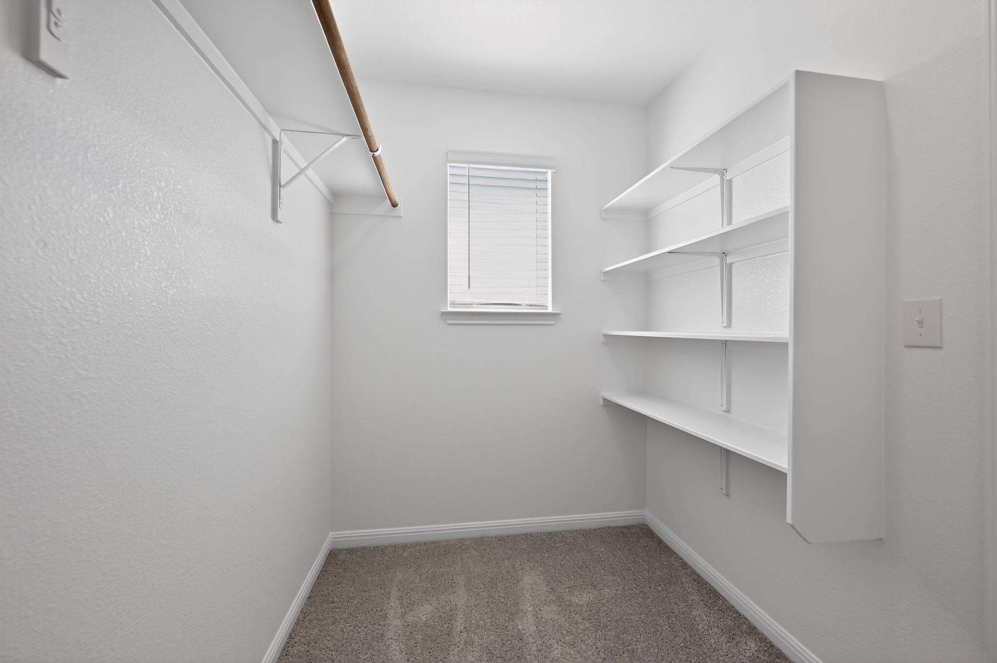 5804 Swedish Farms Ter, Del Valle, TX 78617