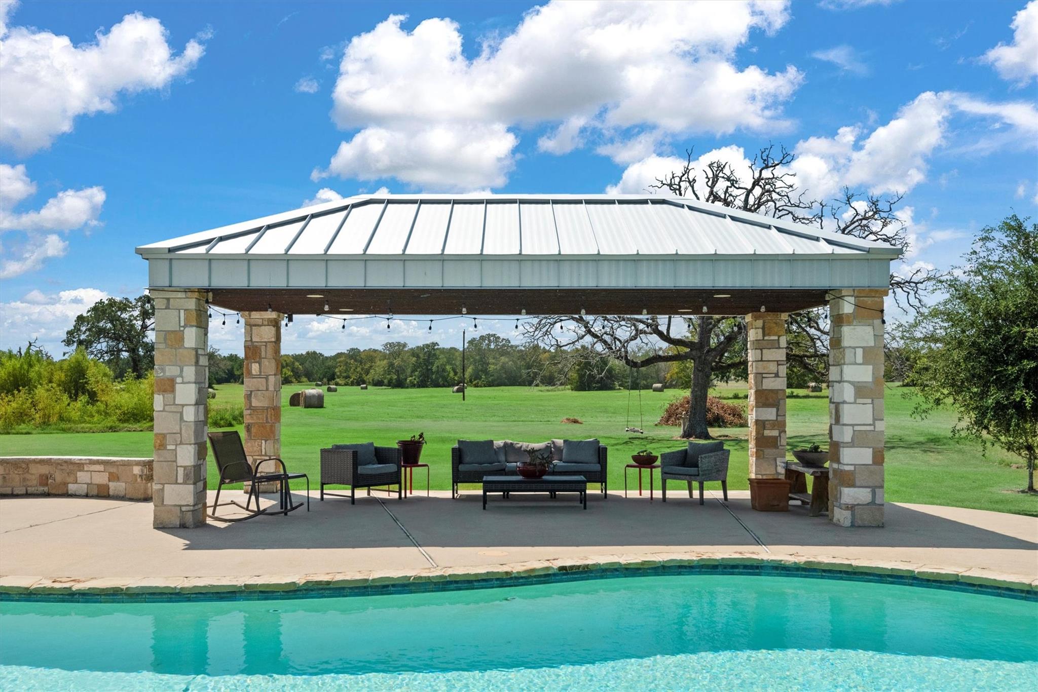 3759 CR 126, Bedias, TX 77831