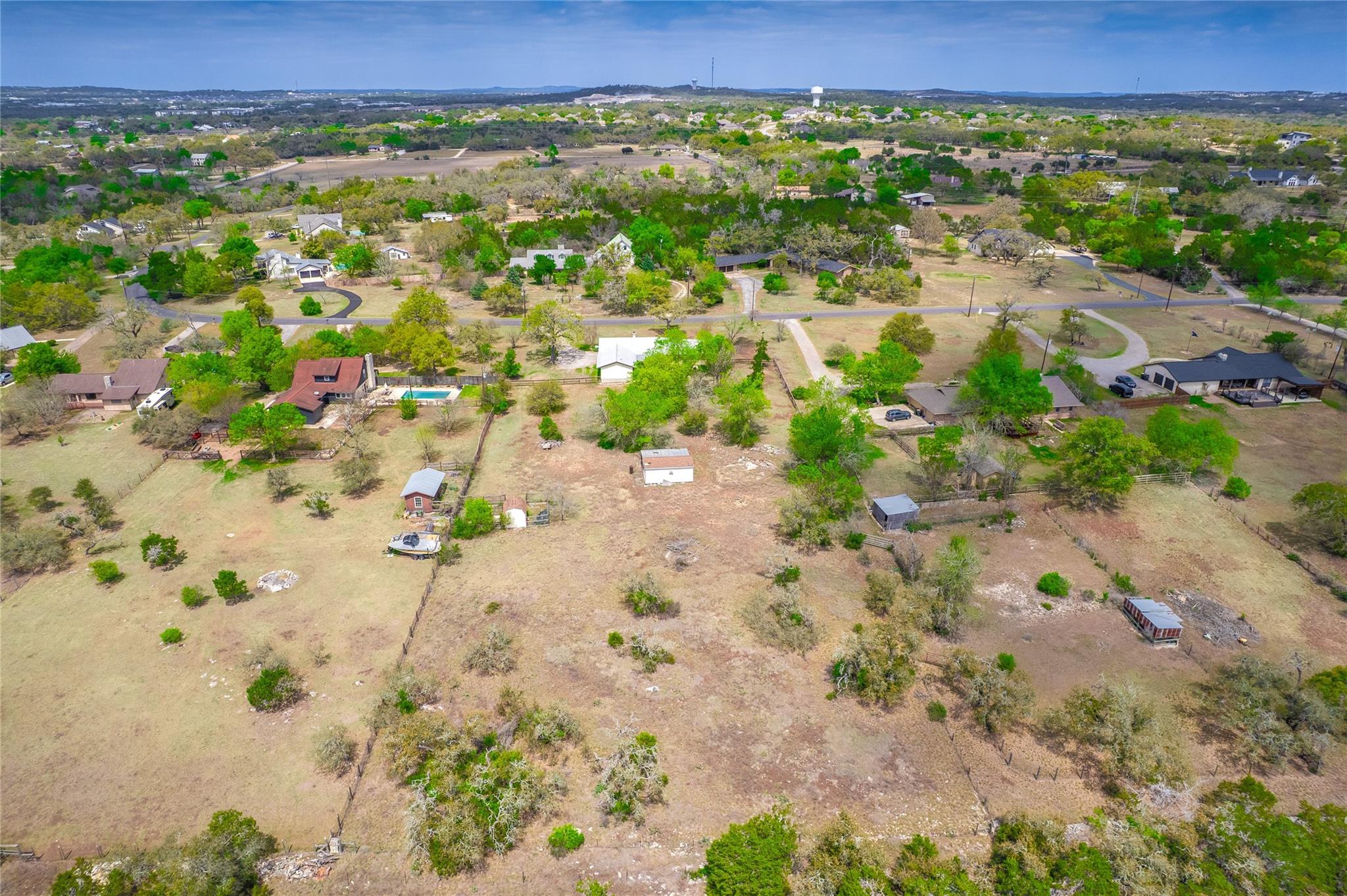 718 Post Oak Dr, Dripping Springs, TX 78620