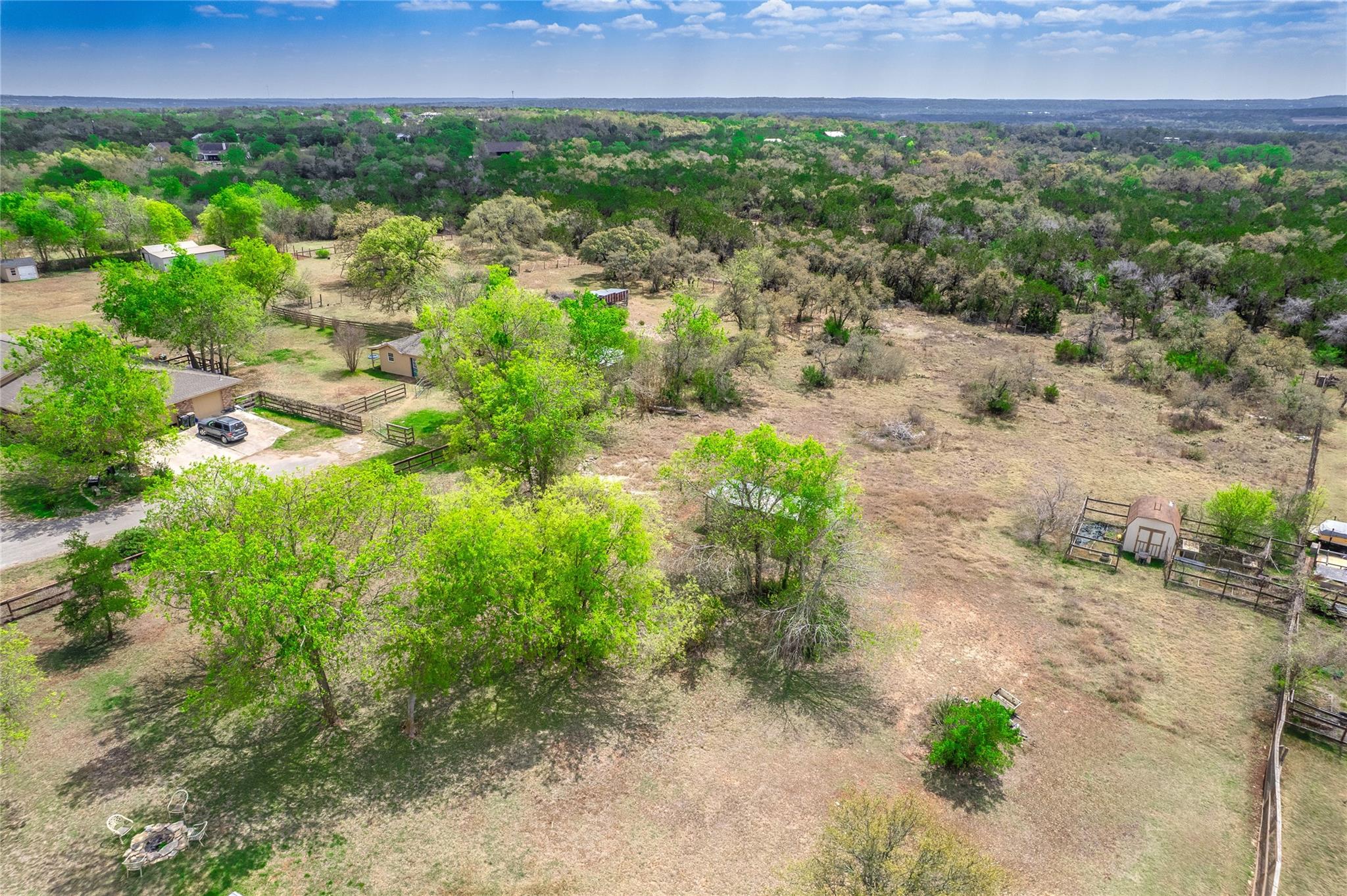 718 Post Oak Dr, Dripping Springs, TX 78620