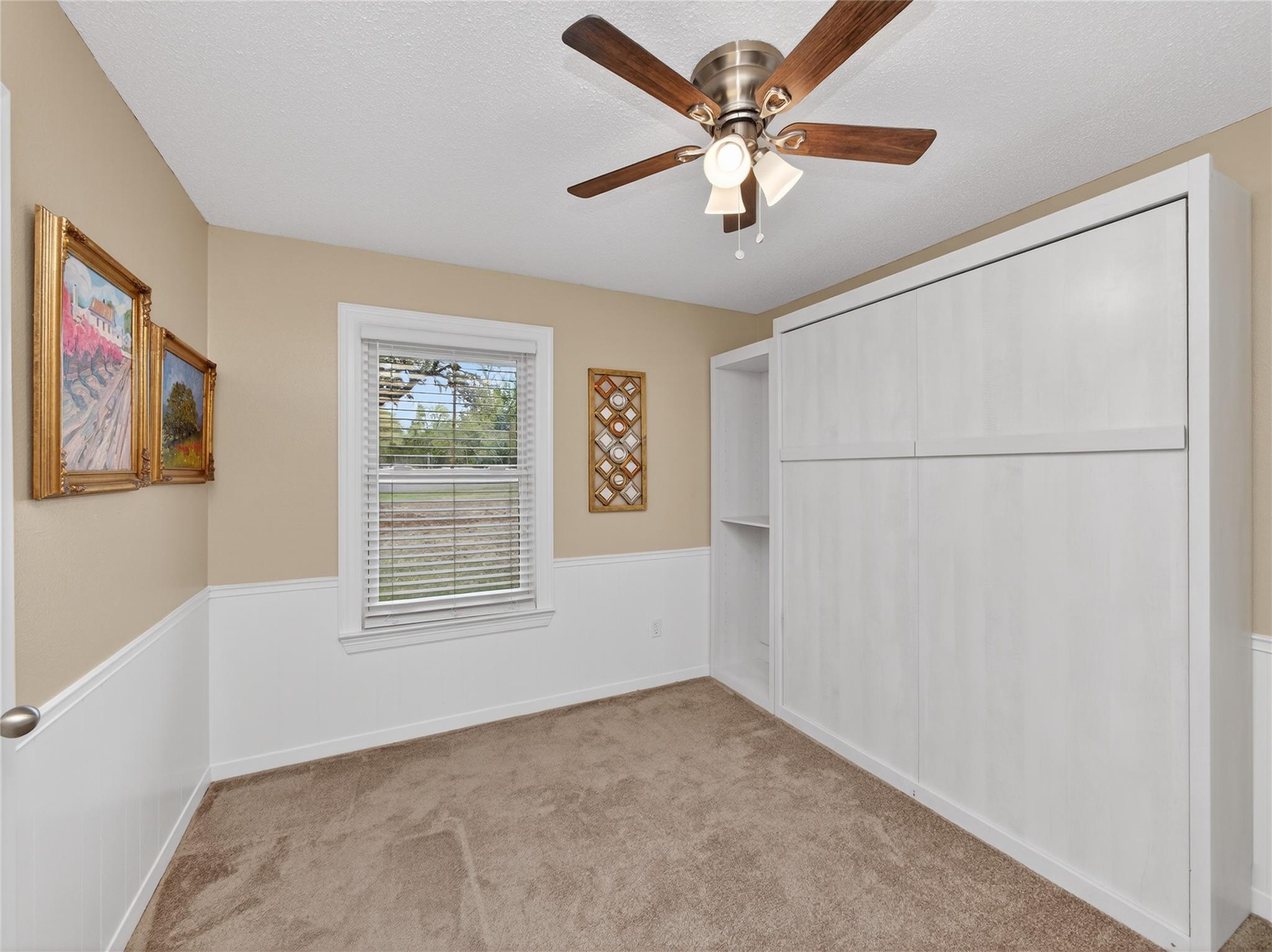 718 Post Oak Dr, Dripping Springs, TX 78620