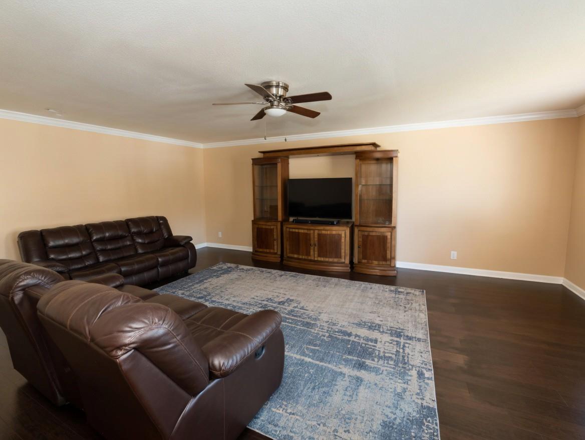 9218 Mirecourt, San Antonio, TX 78250