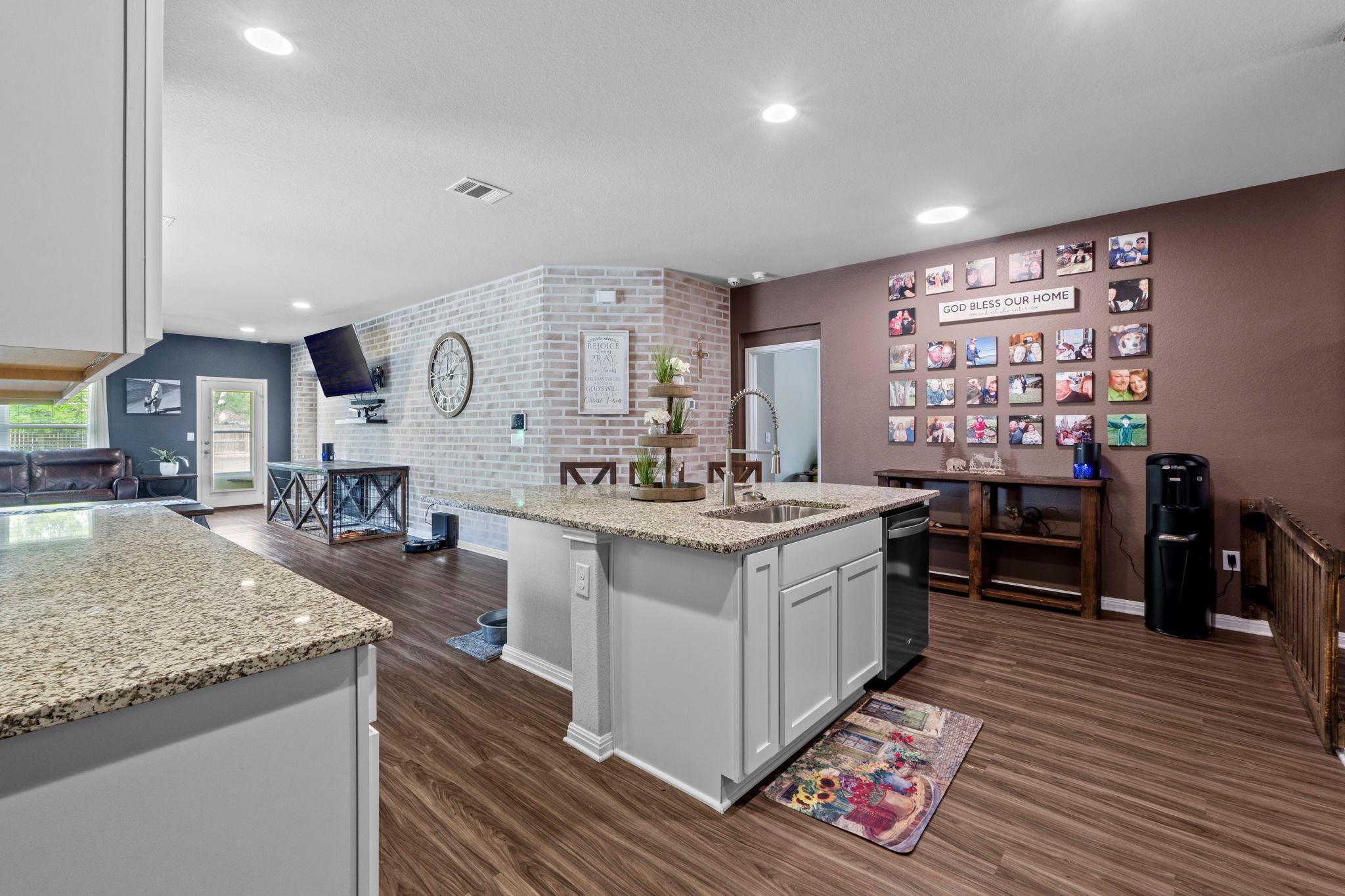 2417 Bridges Ranch Rd, Georgetown, TX 78628