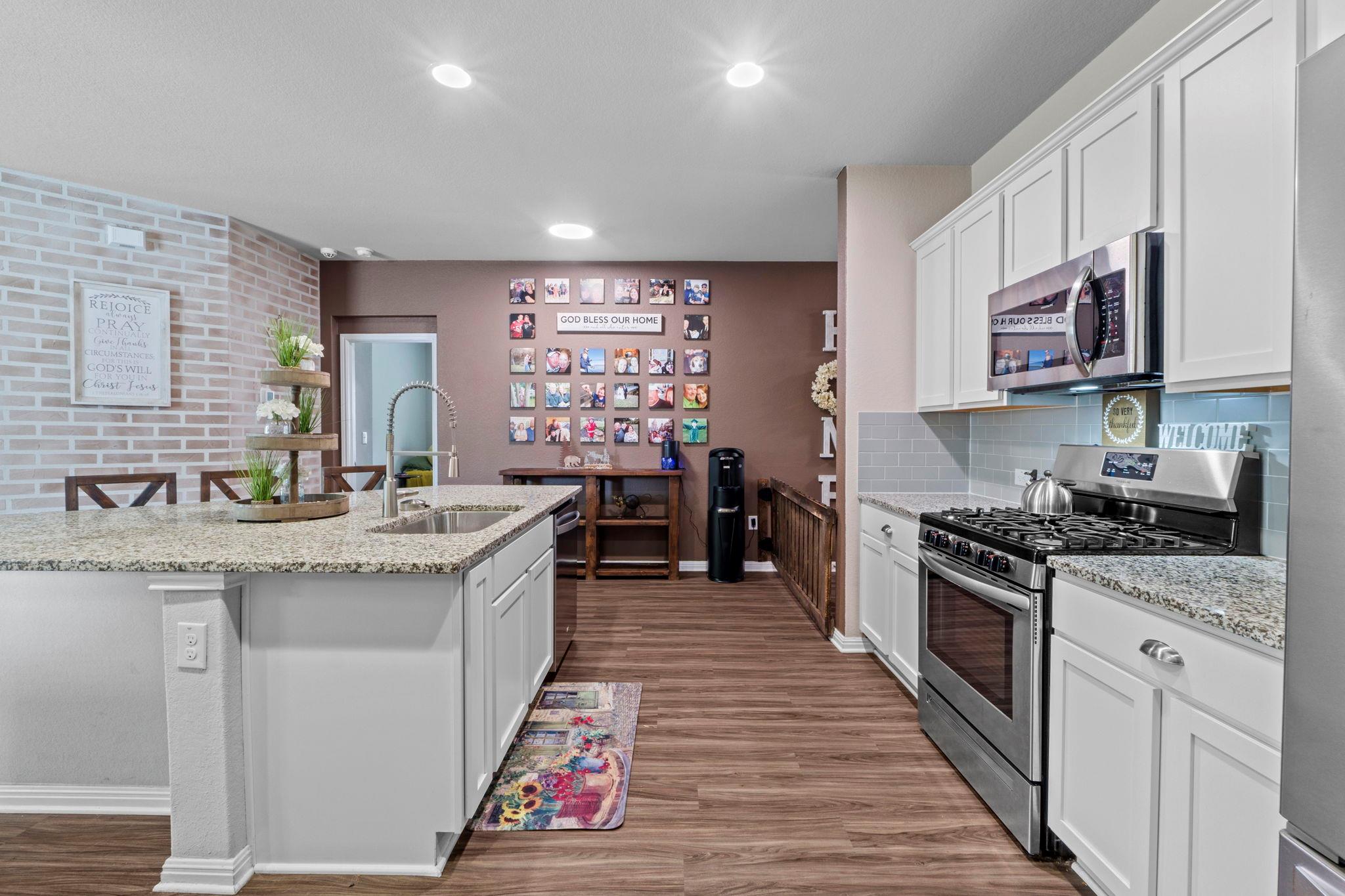 2417 Bridges Ranch Rd, Georgetown, TX 78628