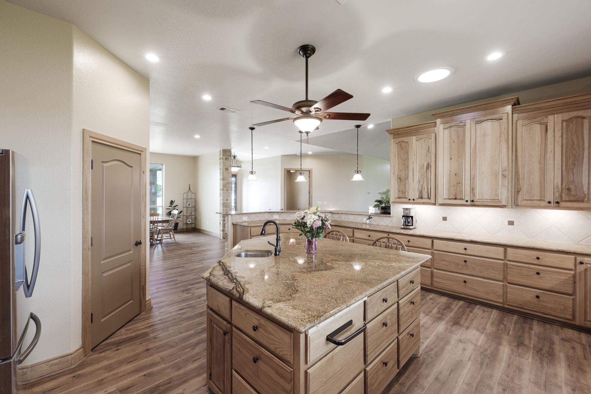 5450 County Road 101, Lampasas, TX 76550