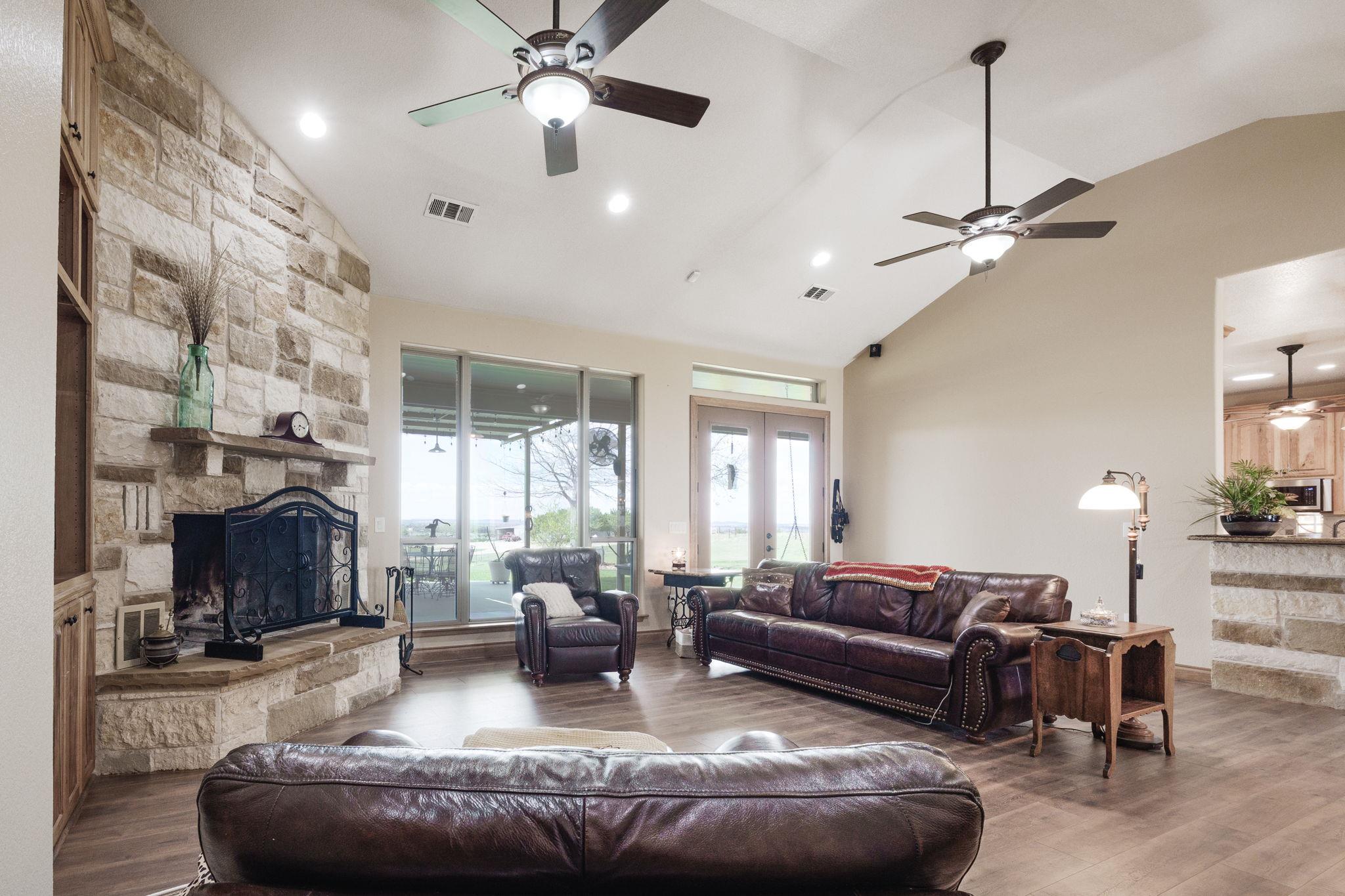 5450 County Road 101, Lampasas, TX 76550