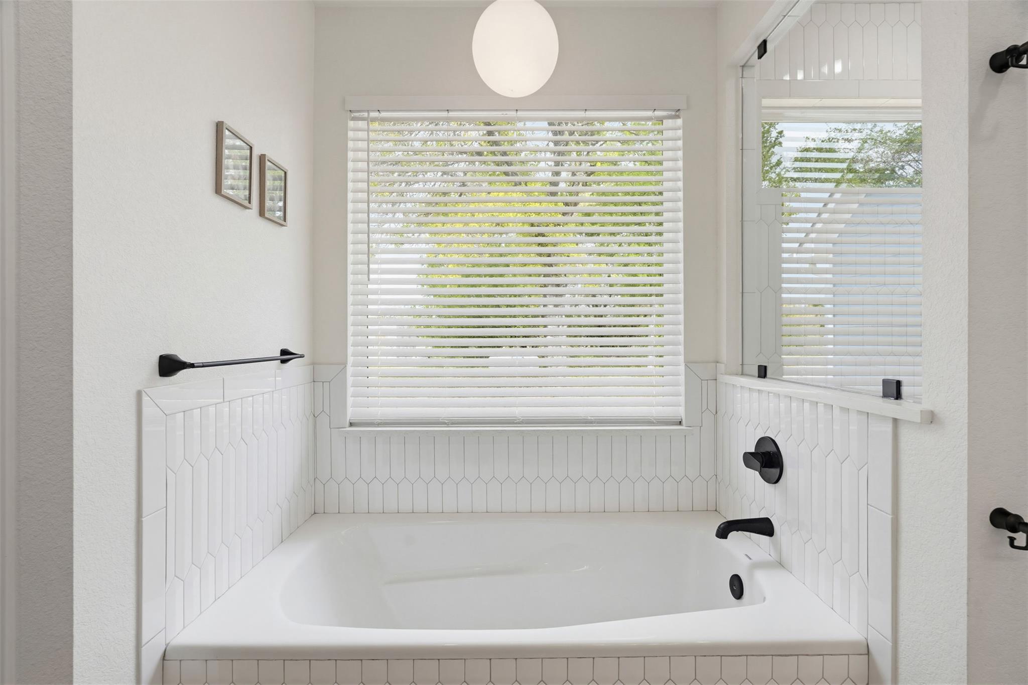 1680 County Road 302, Rockdale, TX 76567