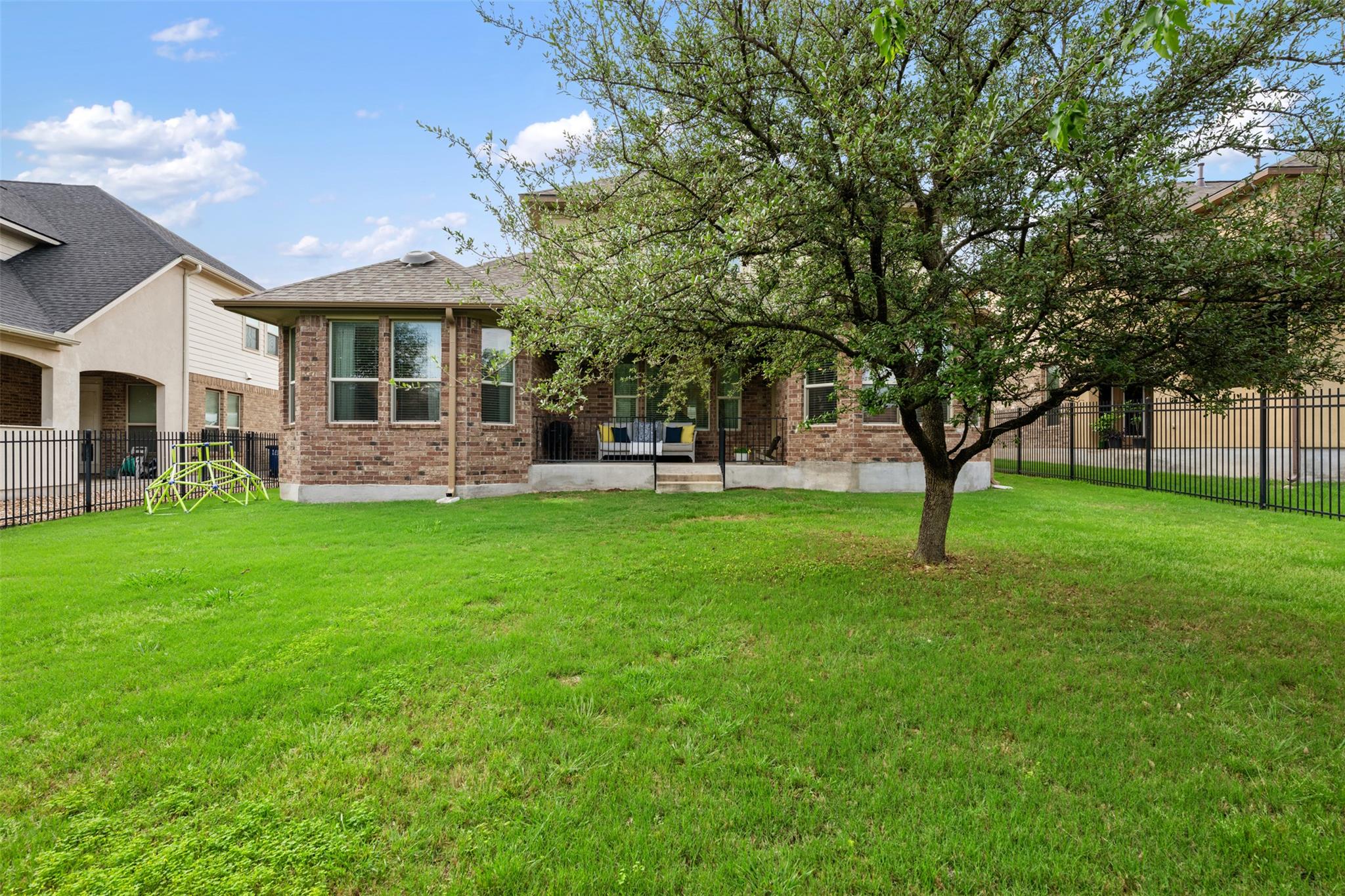 1928 Bold Sundown Dr, Leander, TX 78641