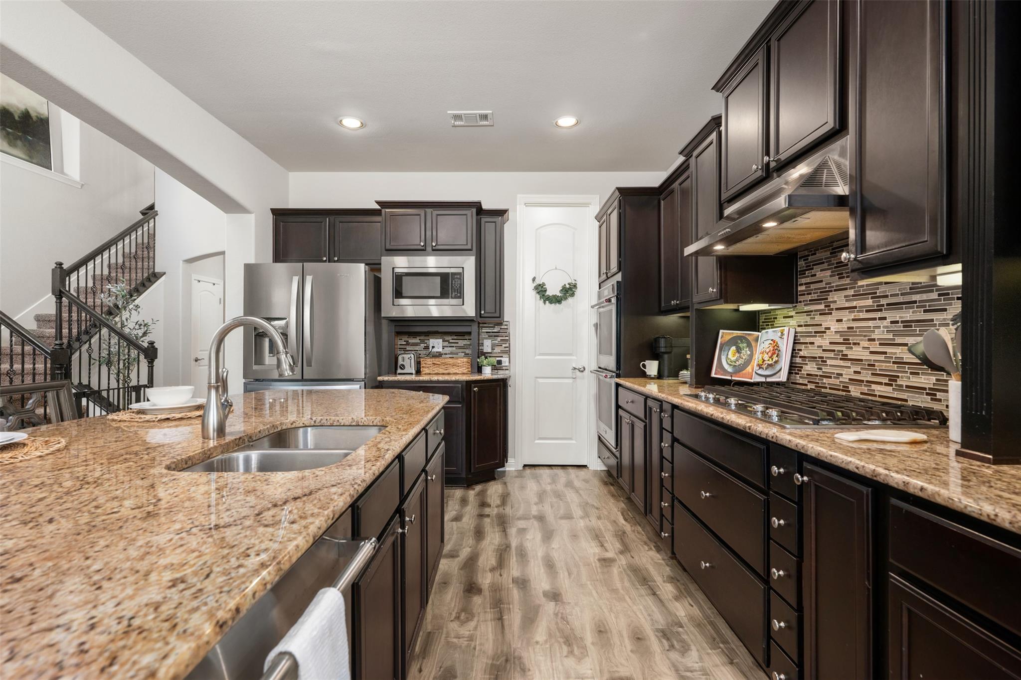 1928 Bold Sundown Dr, Leander, TX 78641