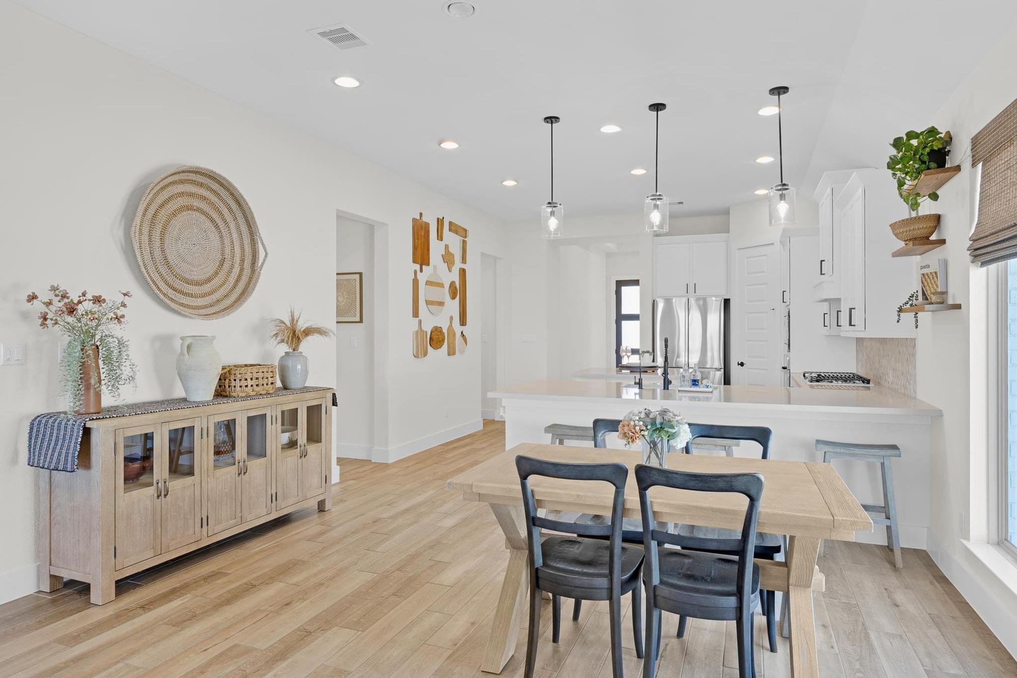 378 Carpenter Hill Dr, Buda, TX 78610