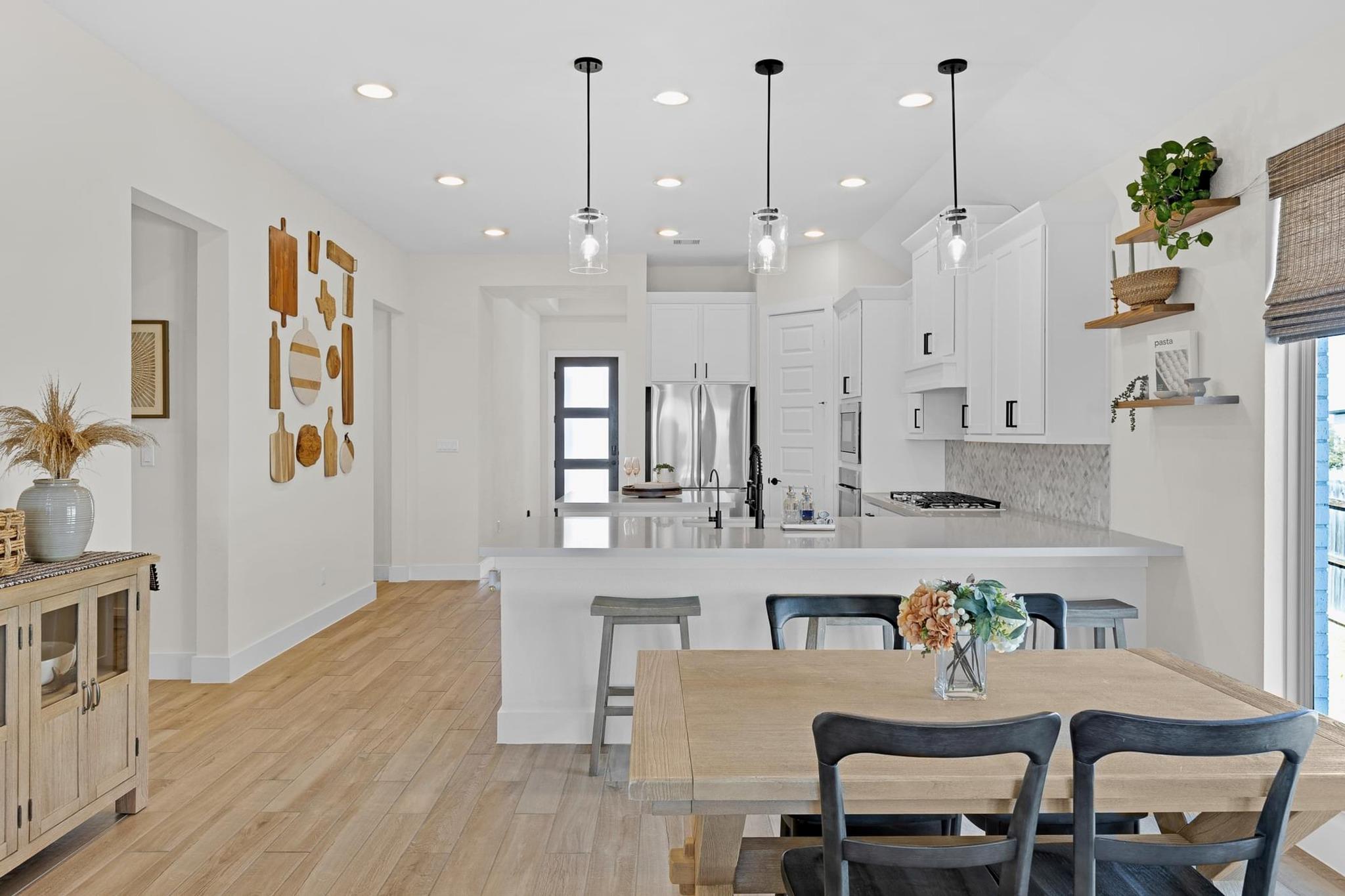 378 Carpenter Hill Dr, Buda, TX 78610