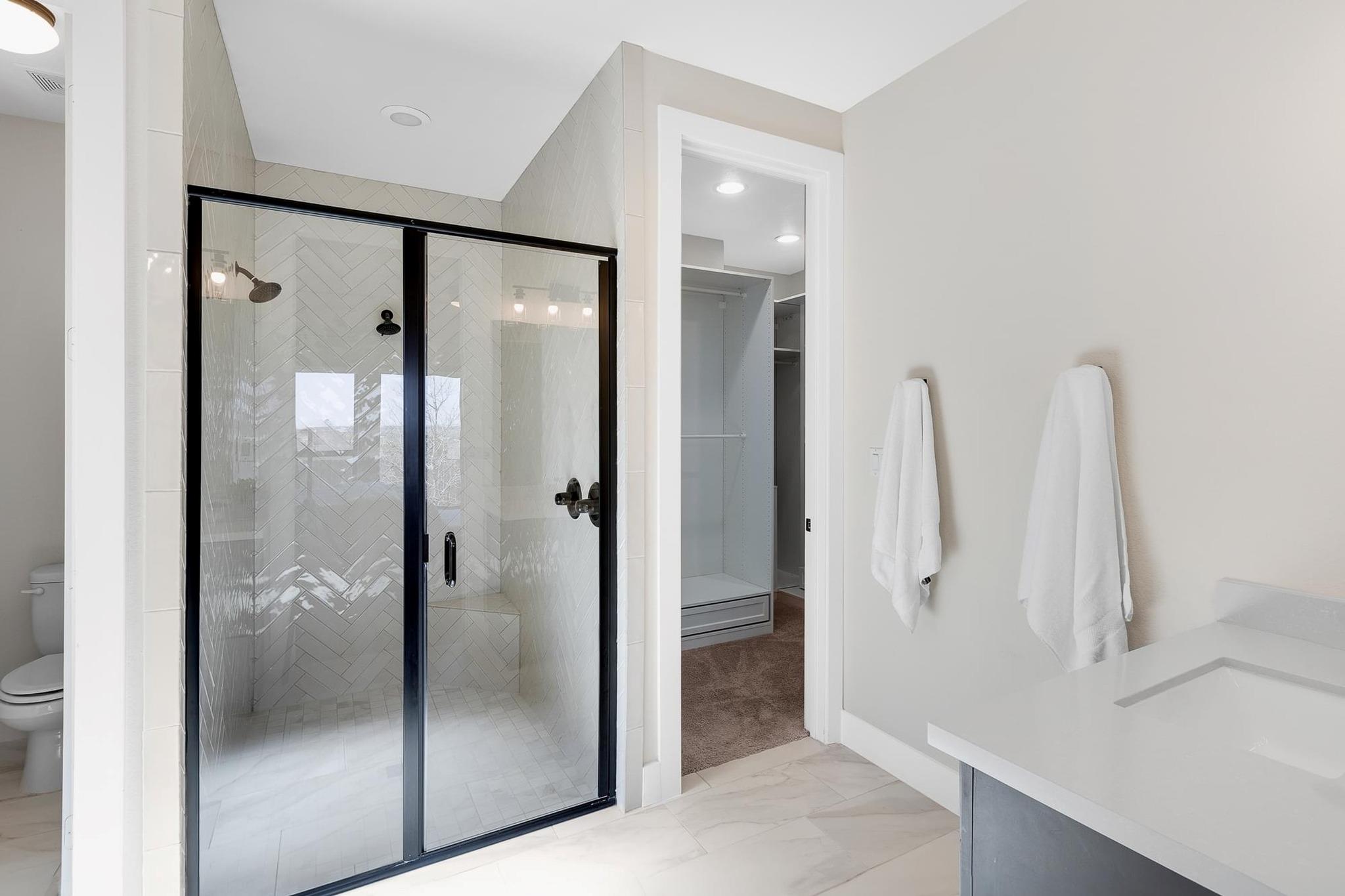 378 Carpenter Hill Dr, Buda, TX 78610