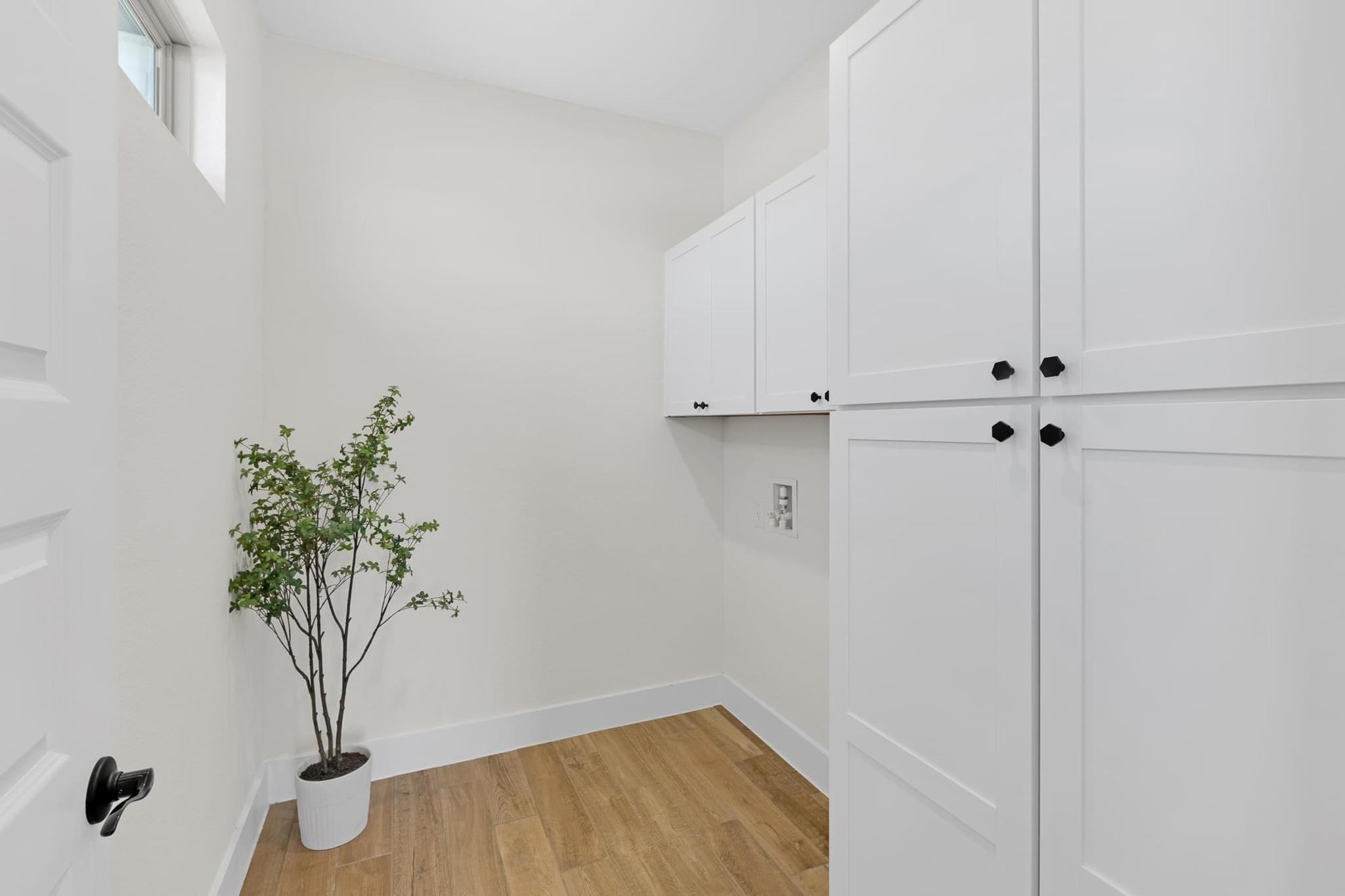 378 Carpenter Hill Dr, Buda, TX 78610