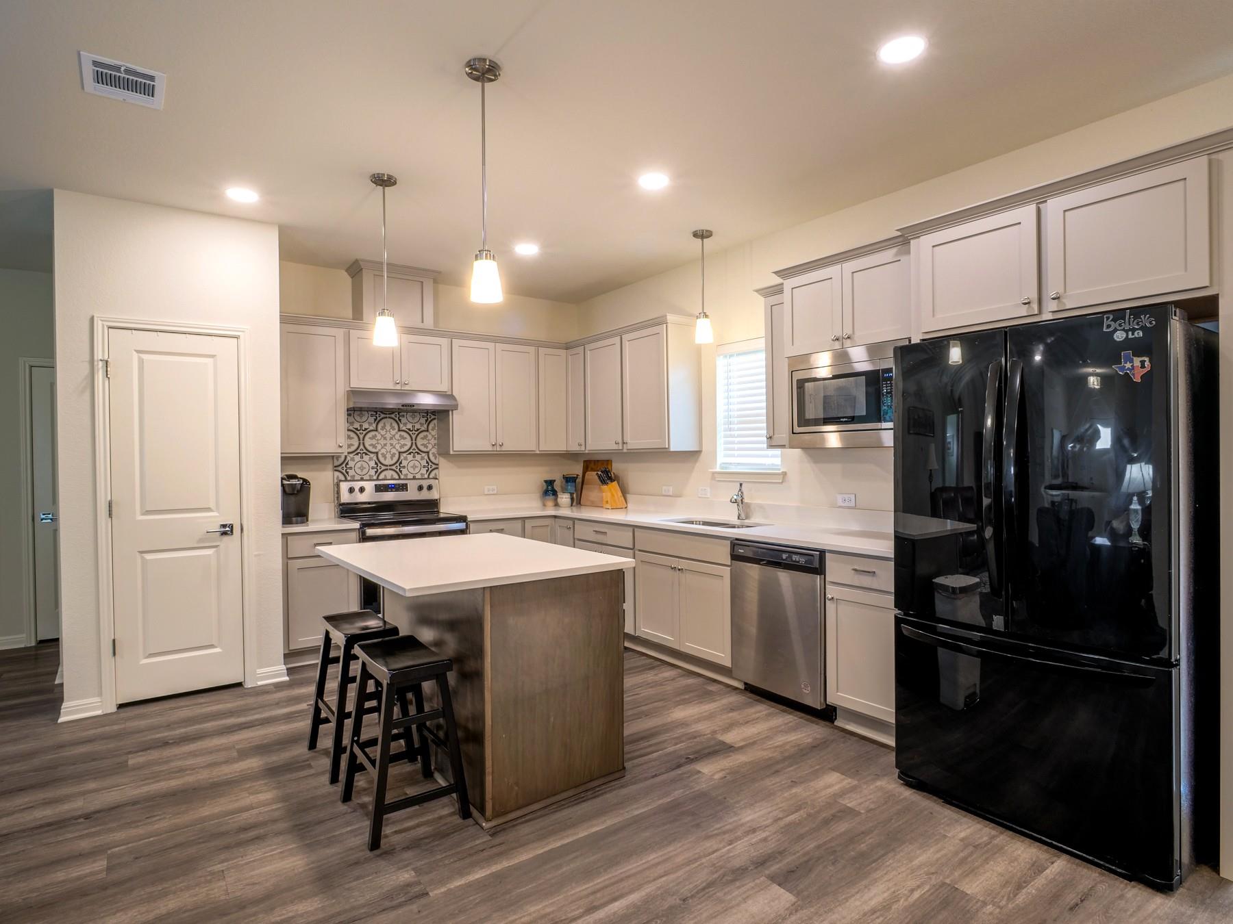 3625 Sagebrush Trl, Kingsland, TX 78639