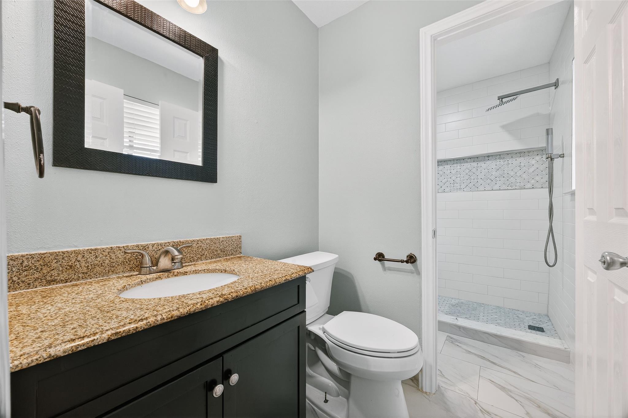 10004 Woodhaven Dr, Austin, TX 78753