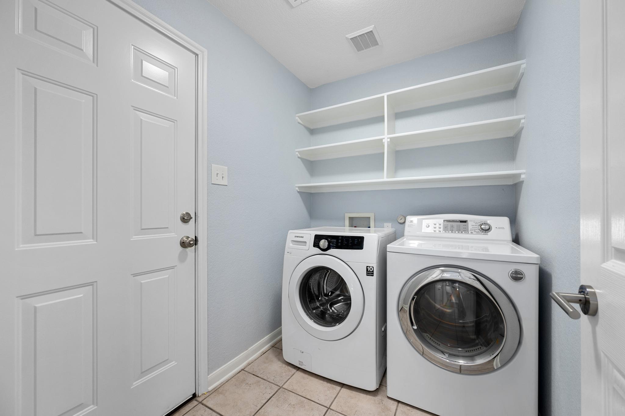 6402 Hillside Terrace Dr, Austin, TX 78749